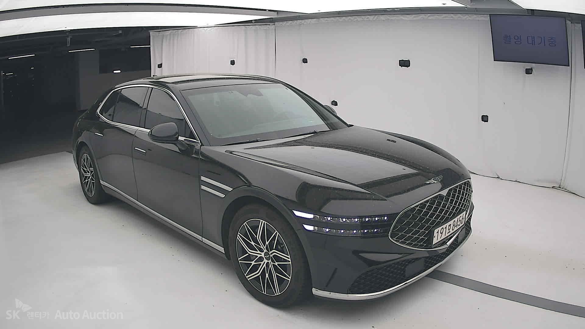 2023 - genesis g90