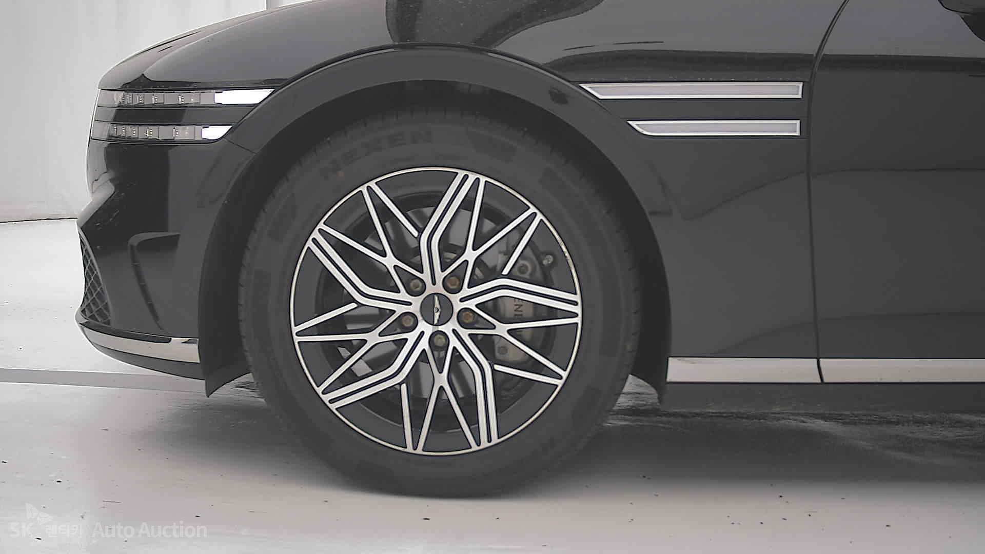 2023 - genesis g90