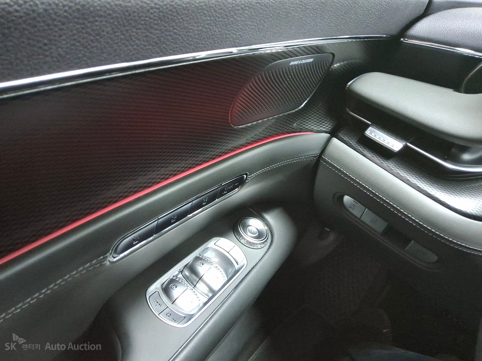 2023 - genesis g90