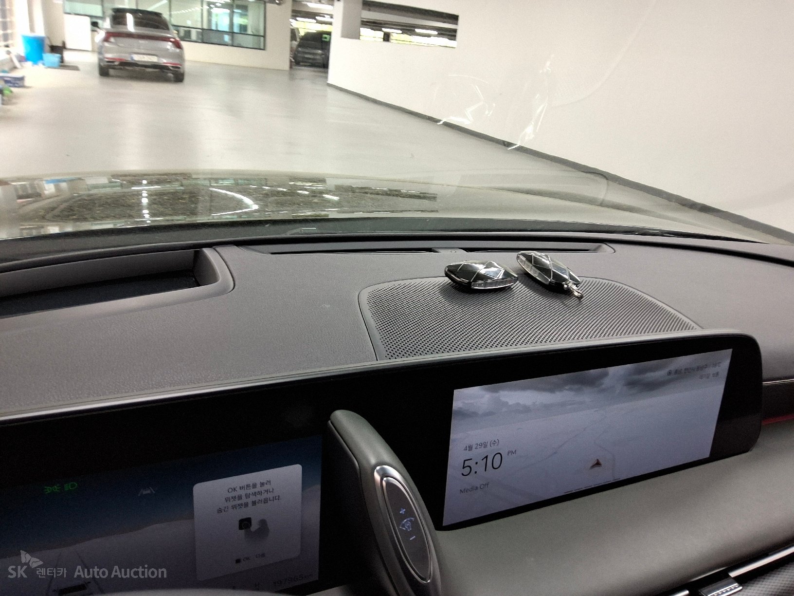 2023 - genesis g90
