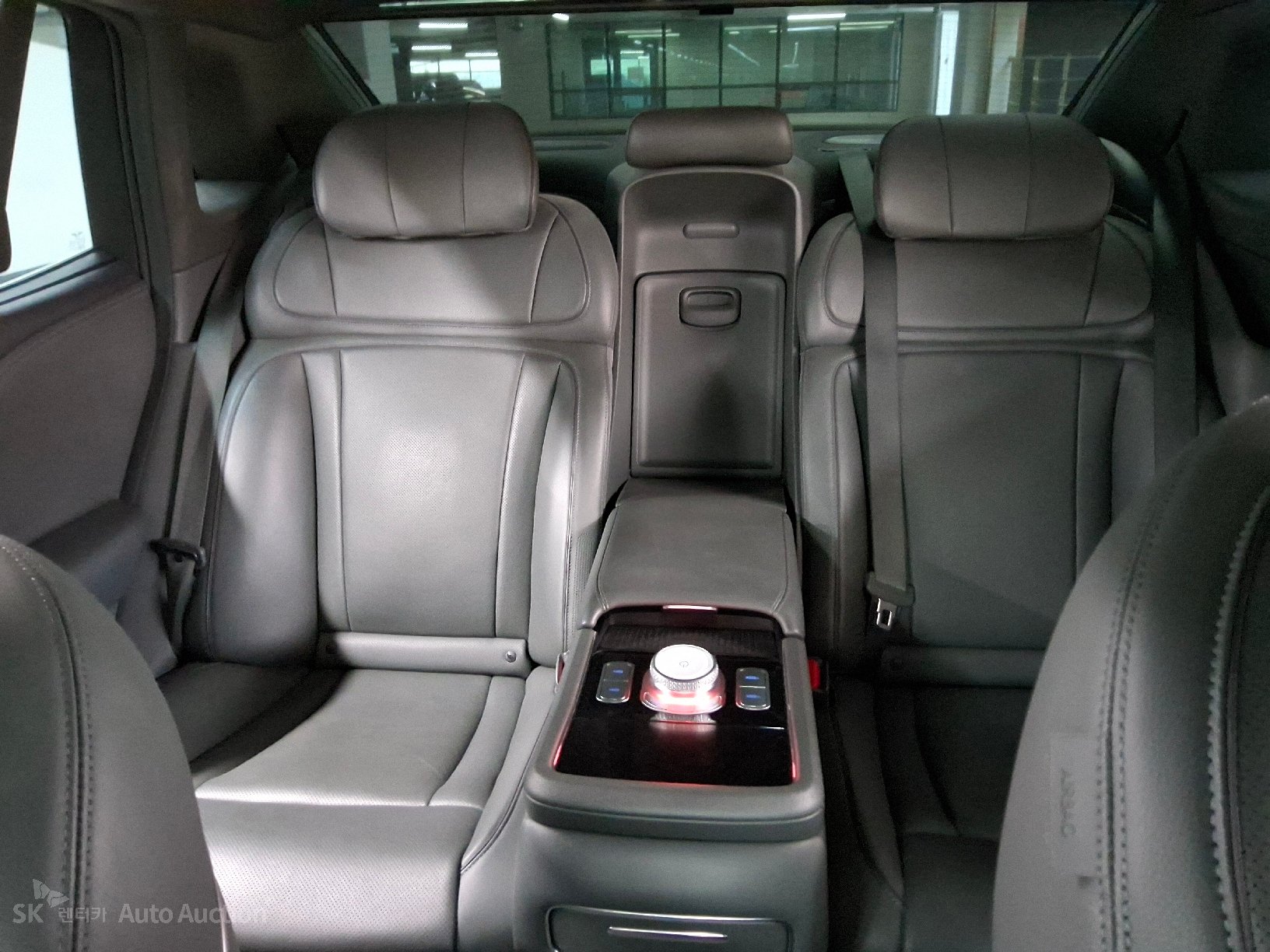 2023 - genesis g90