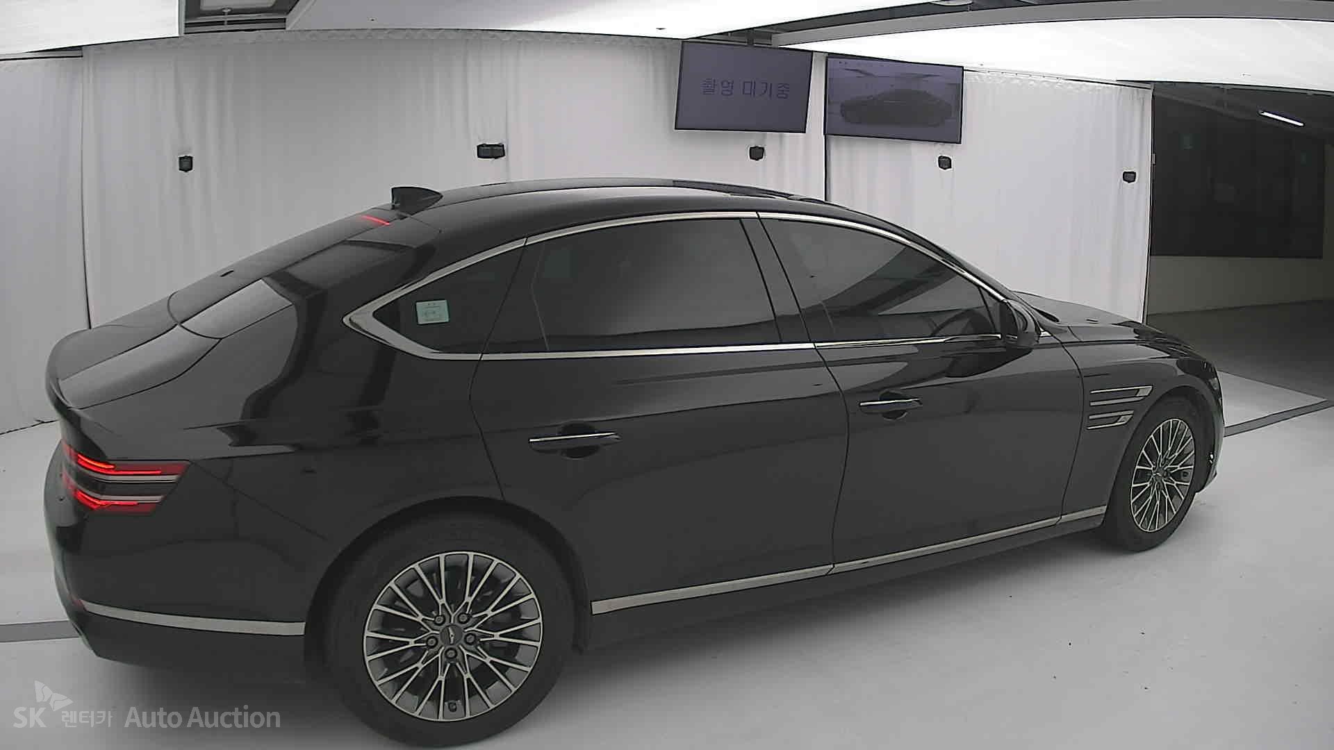 2022 - genesis g80