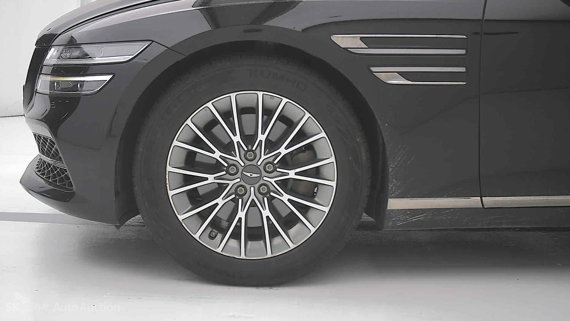 2022 - genesis g80