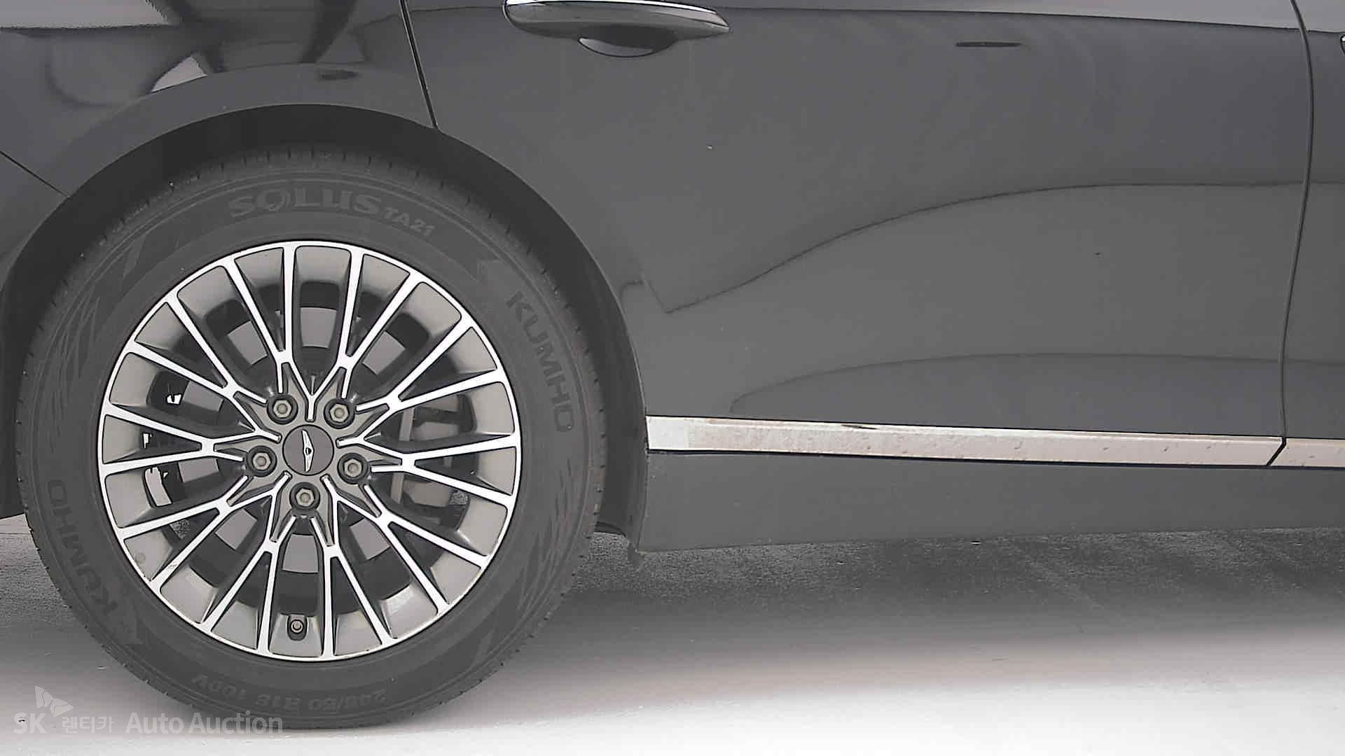 2022 - genesis g80