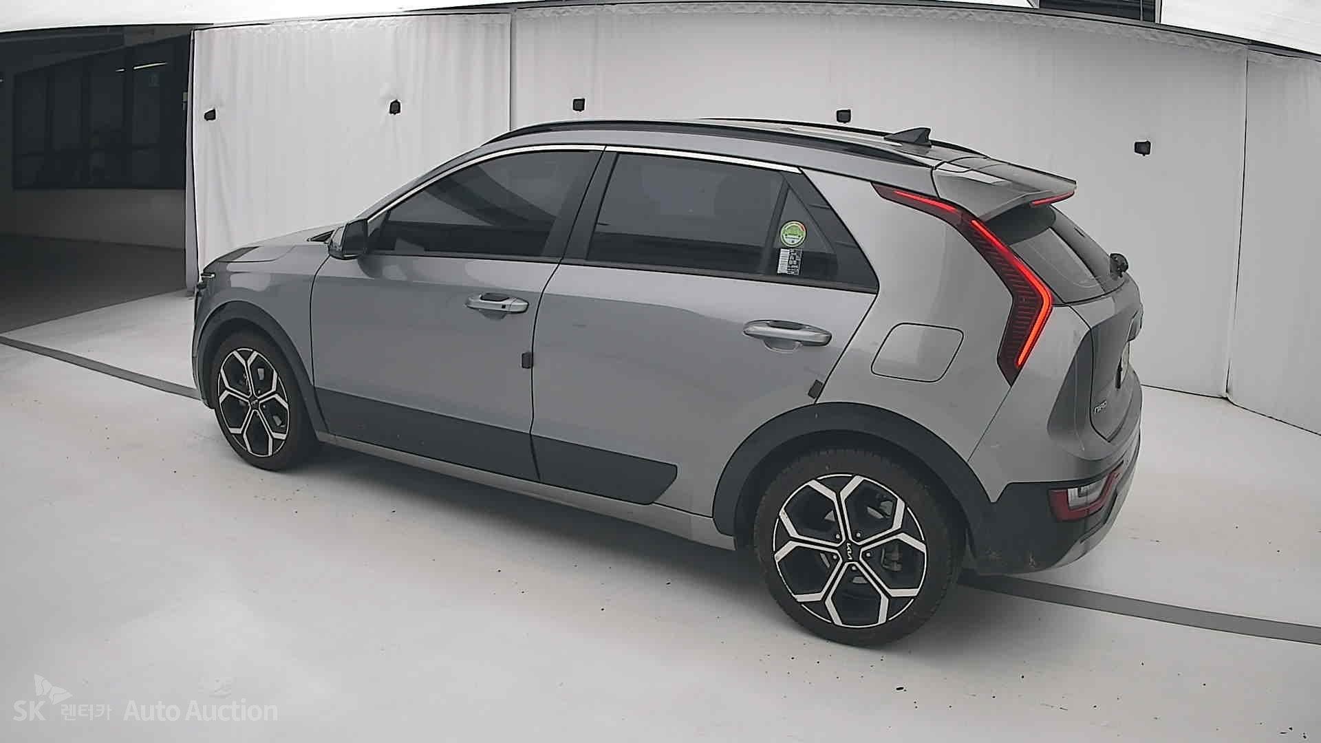 2022 - kia all-new niro