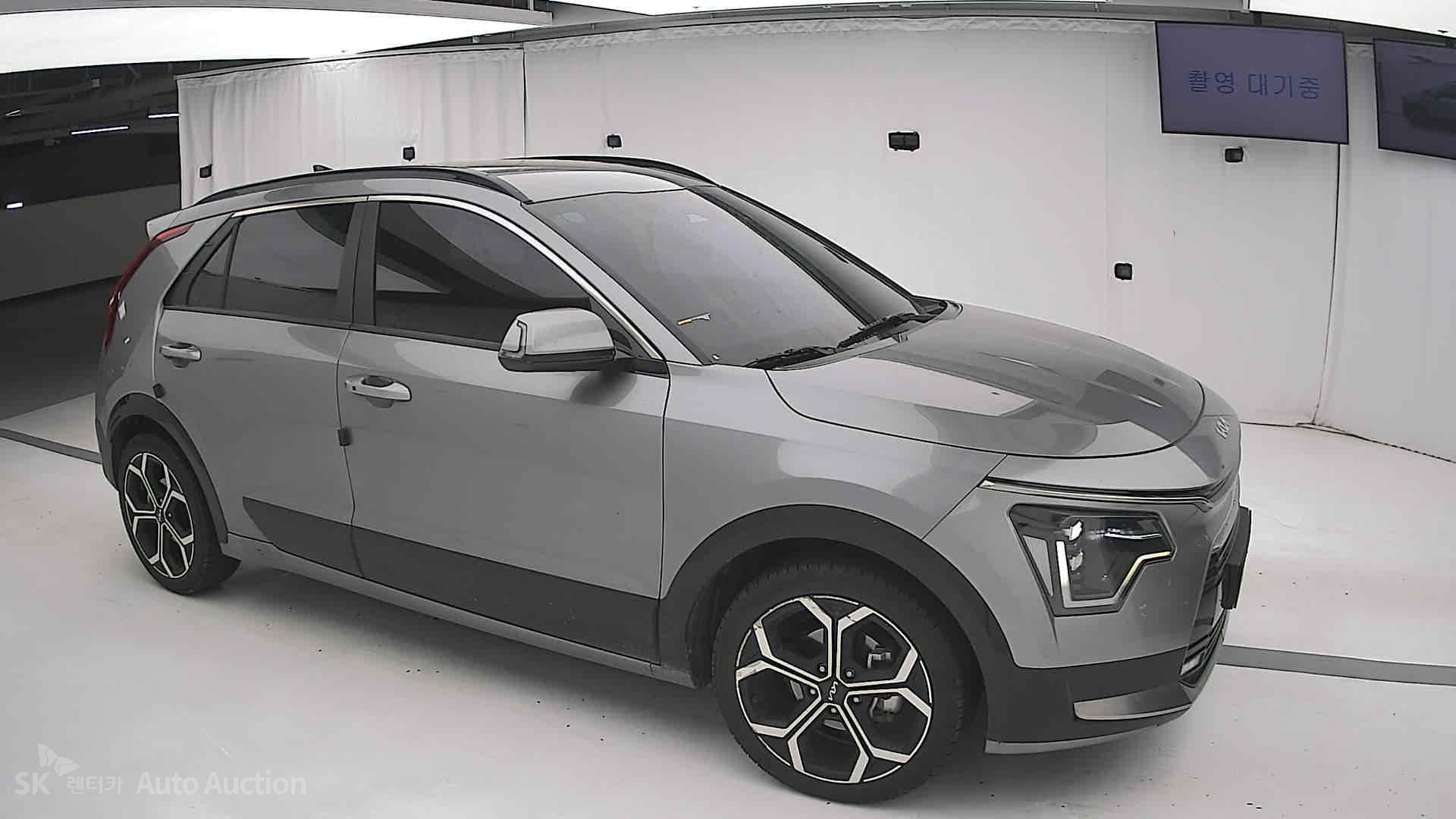 2022 - kia all-new niro