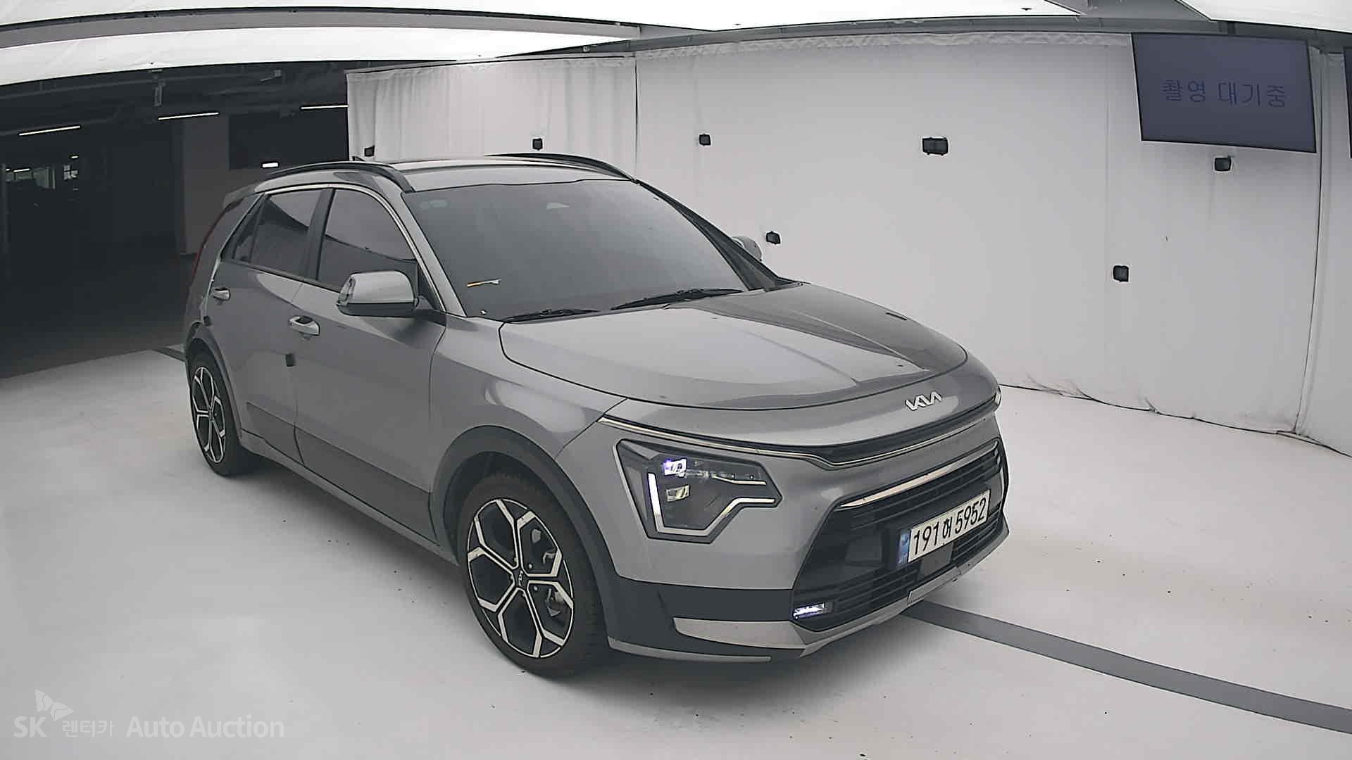 2022 - kia all-new niro