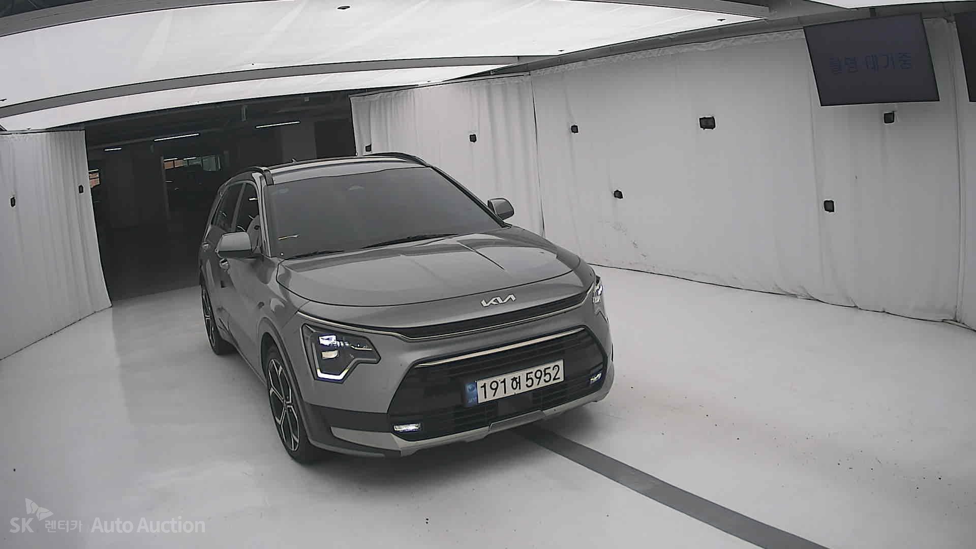 2022 - kia all-new niro