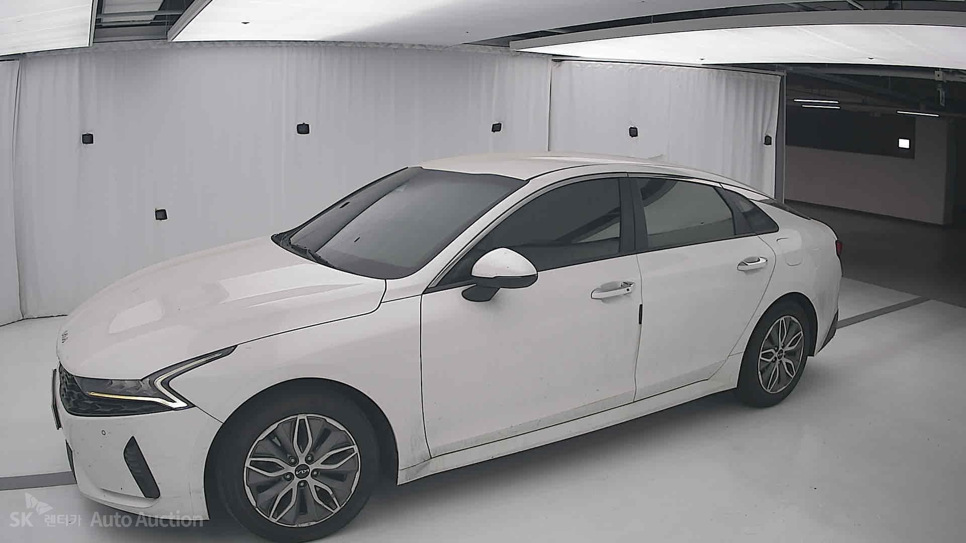 2022 - kia k5