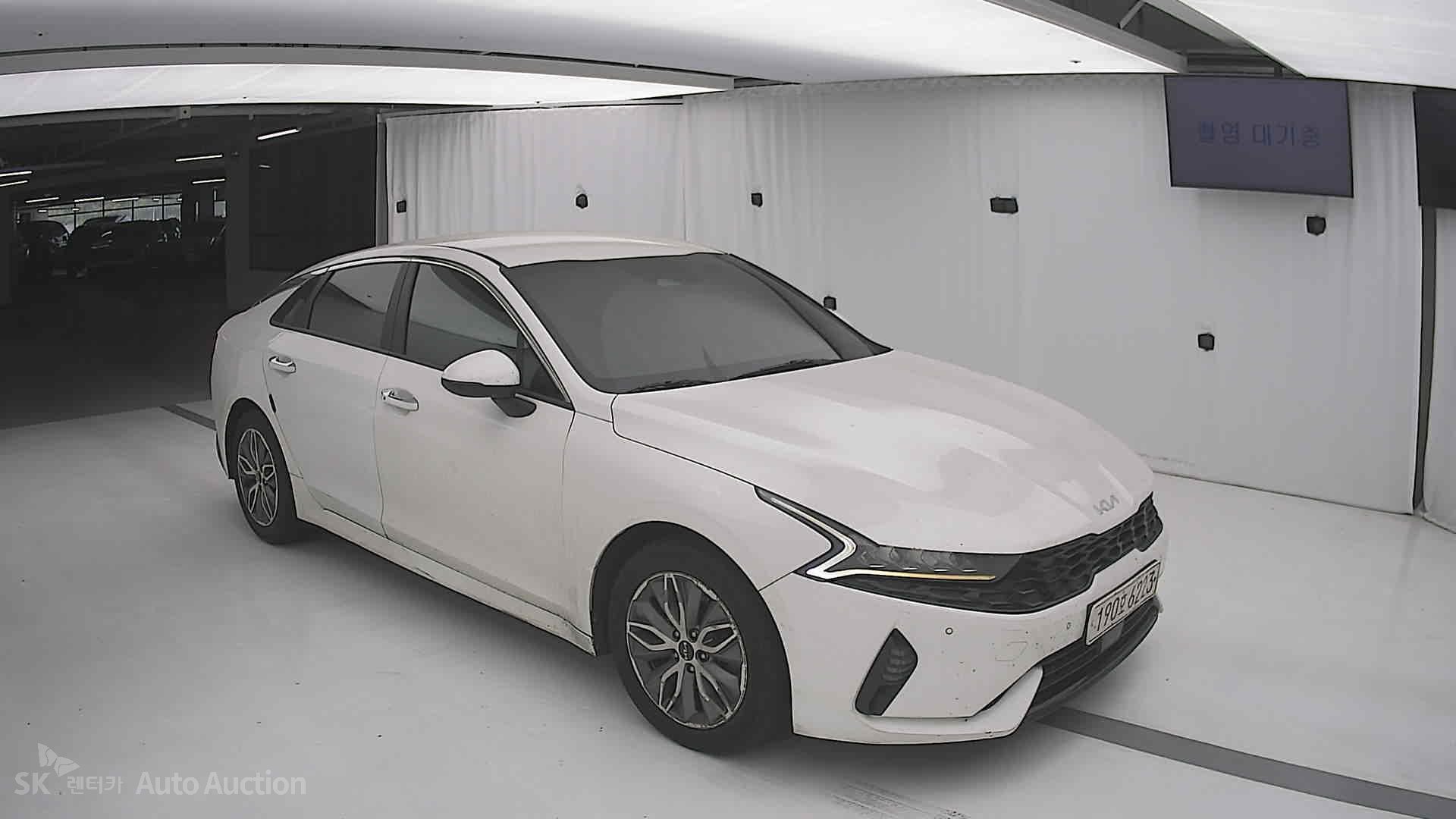 2022 - kia k5