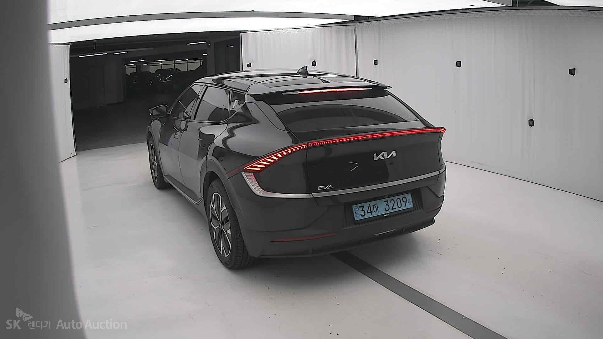 2022 - kia ev6
