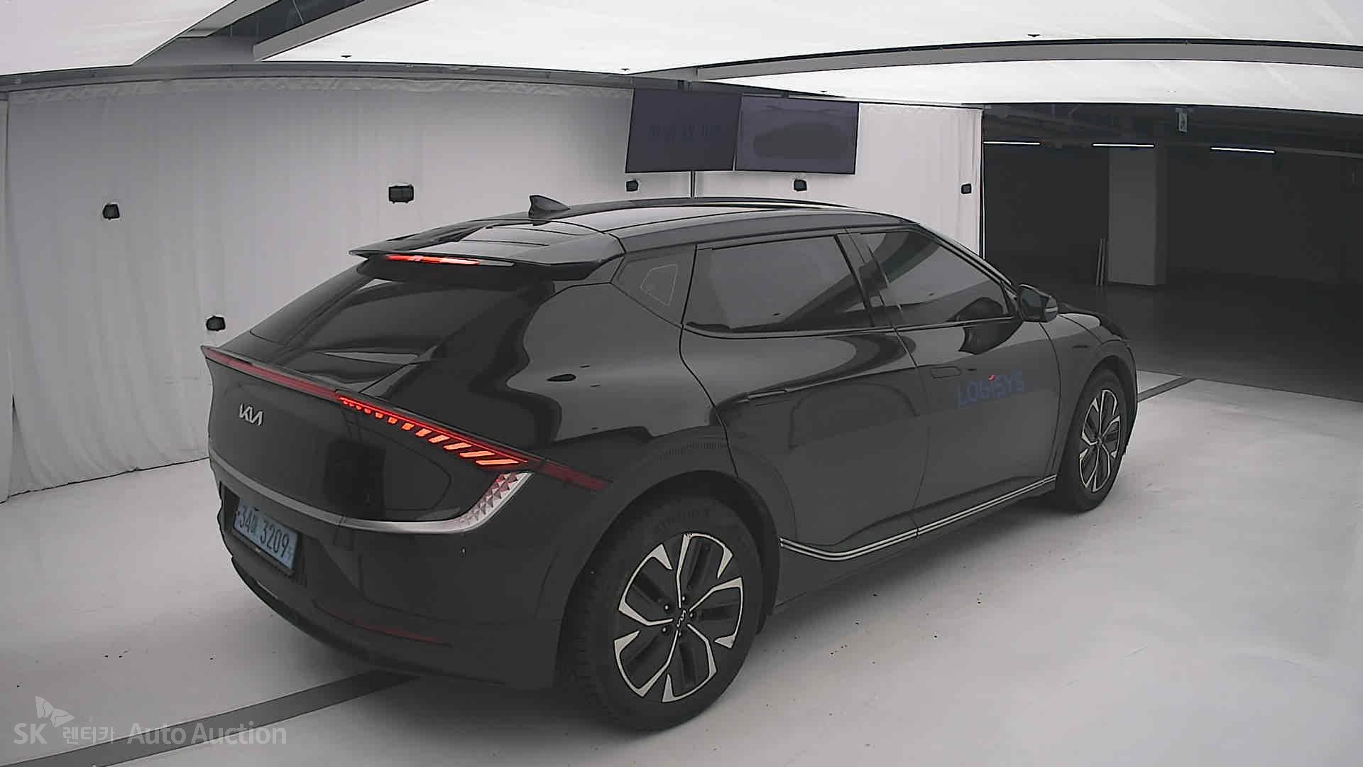 2022 - kia ev6