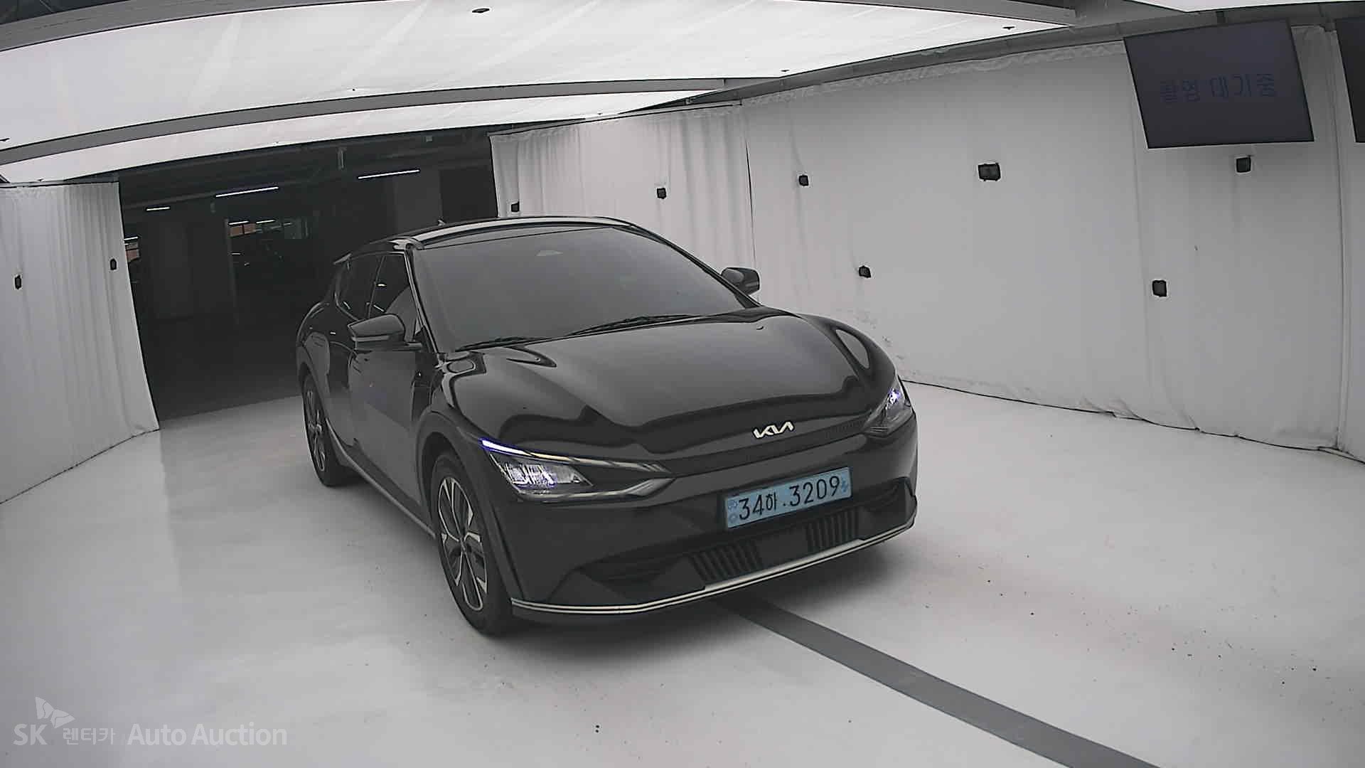 2022 - kia ev6