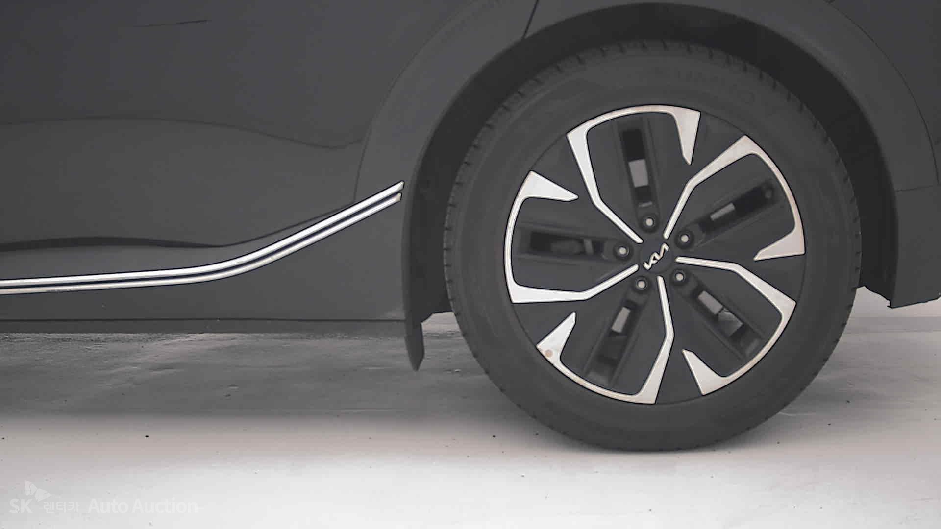 2022 - kia ev6