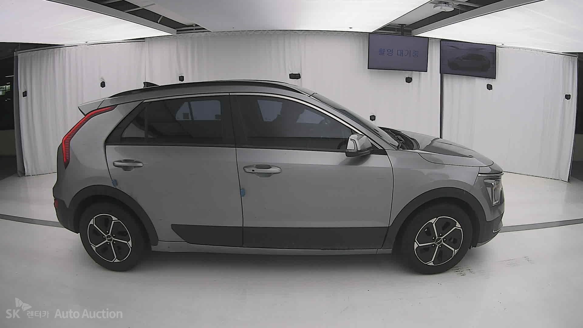 2022 - kia all-new niro