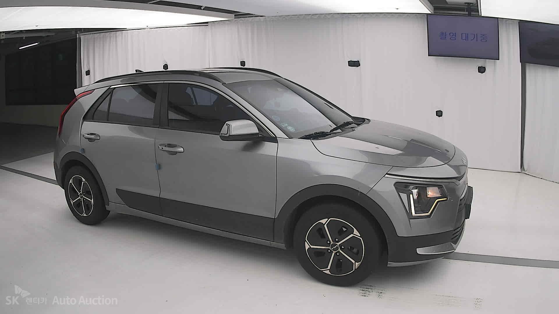 2022 - kia all-new niro