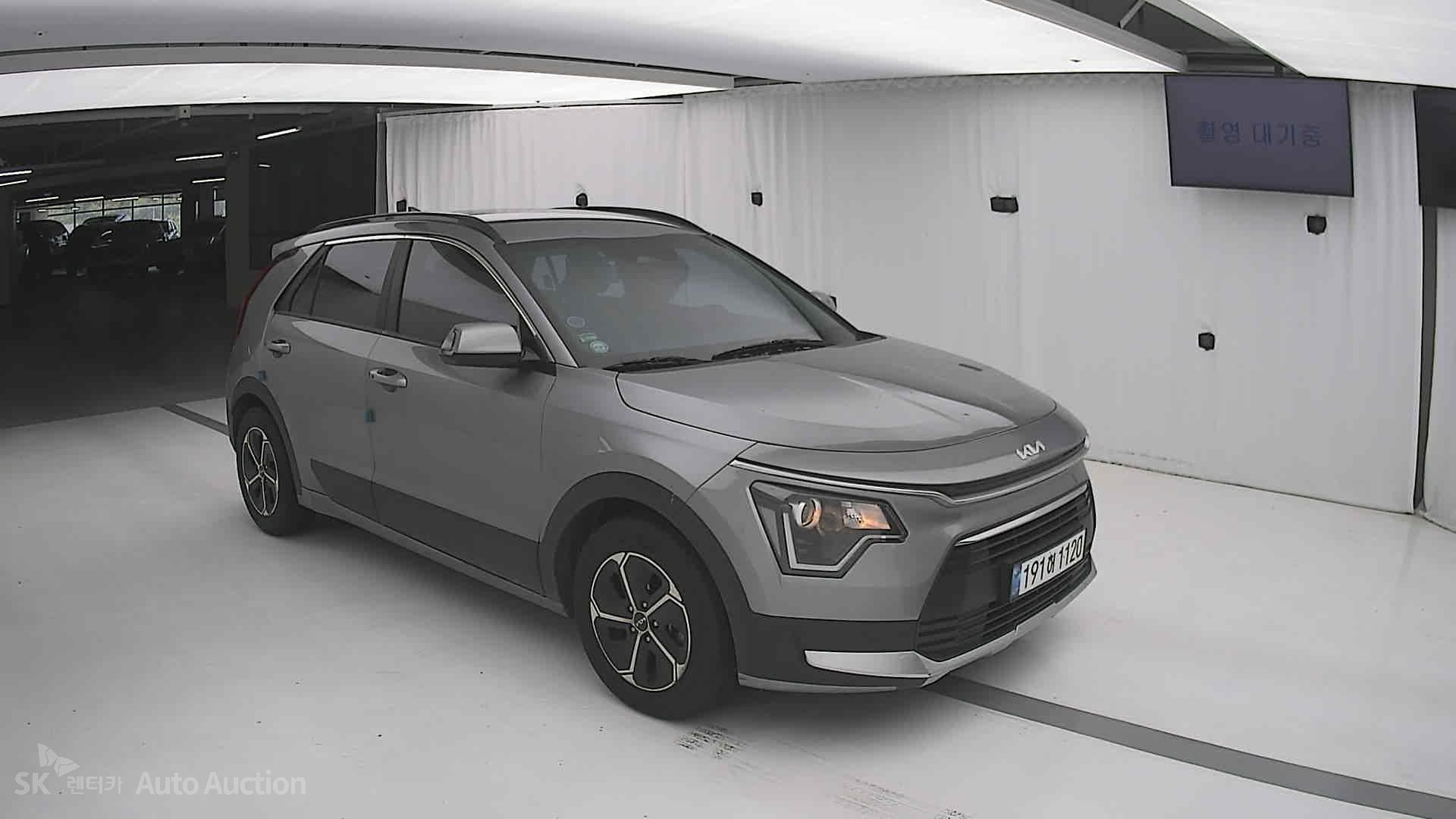 2022 - kia all-new niro