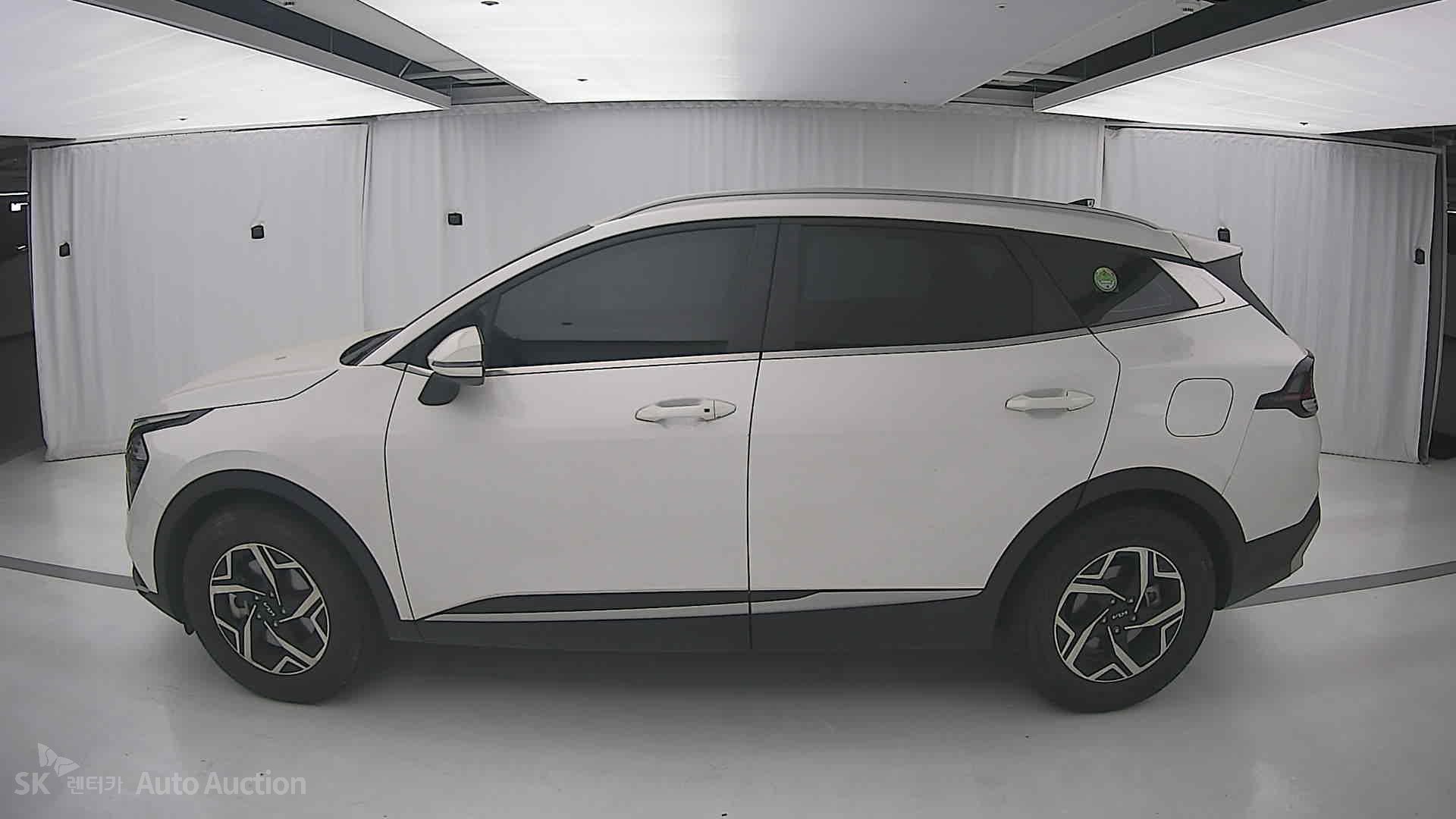 2023 - kia sportage