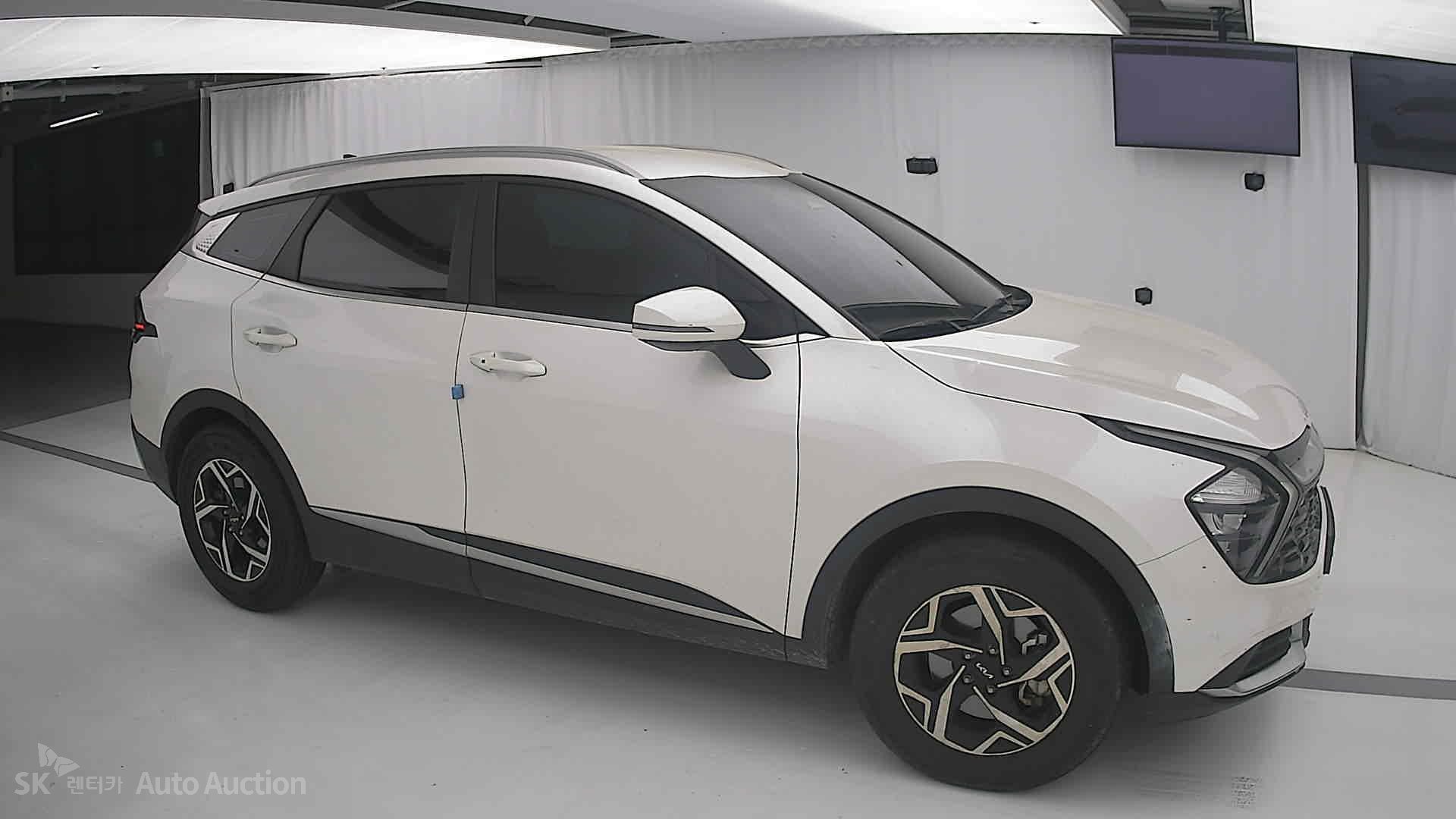 2023 - kia sportage
