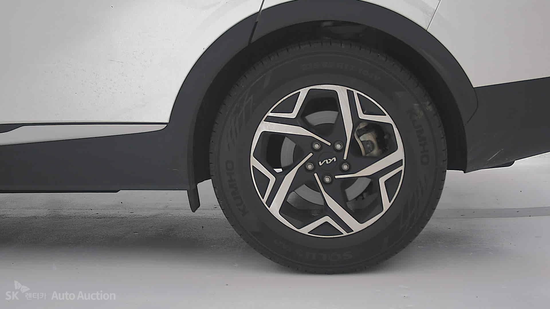 2023 - kia sportage