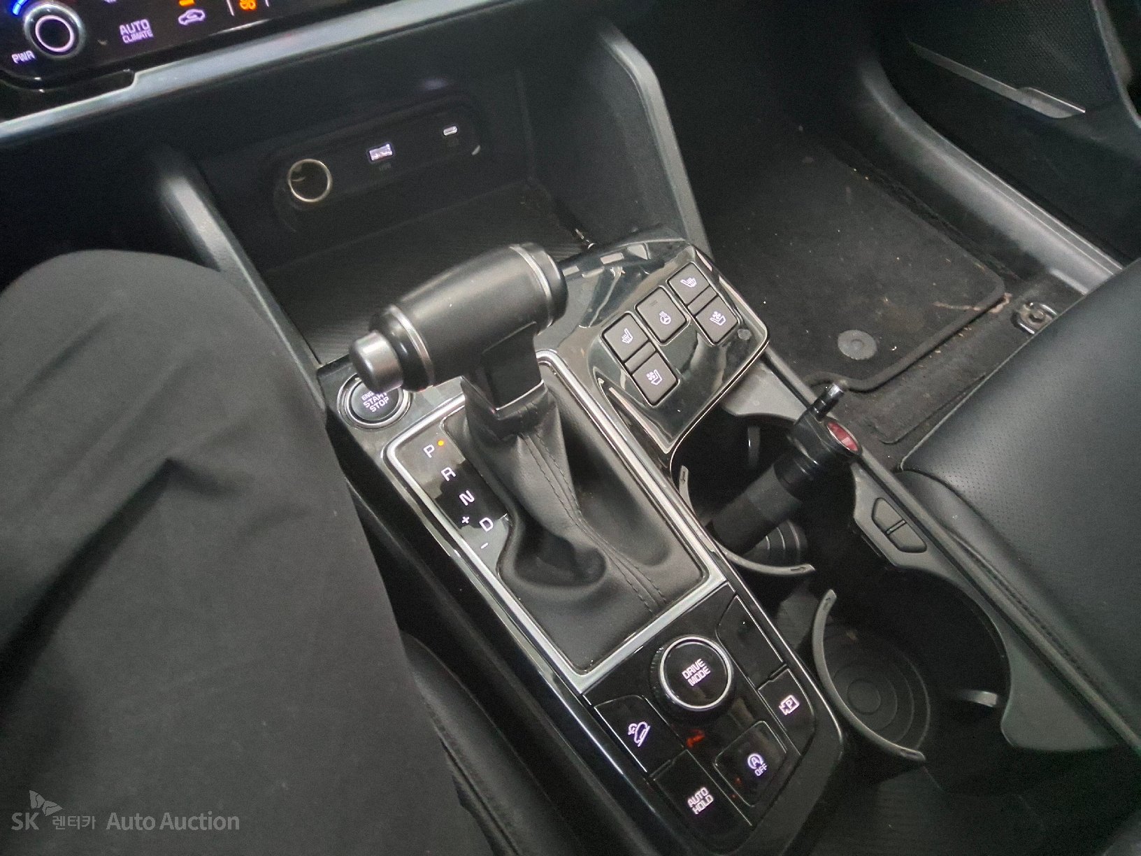 2023 - kia sportage