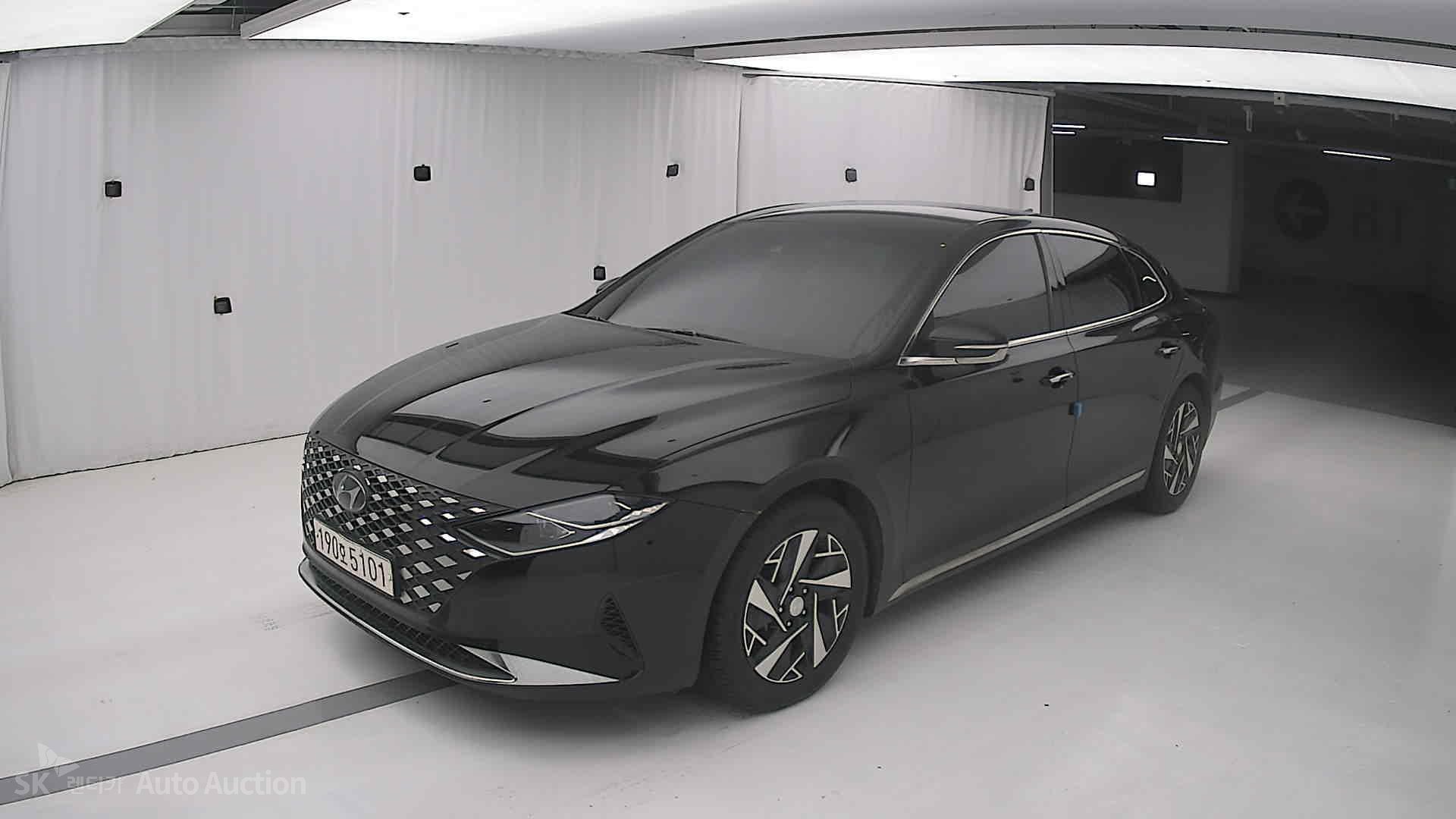 2022 - hyundai grandeur