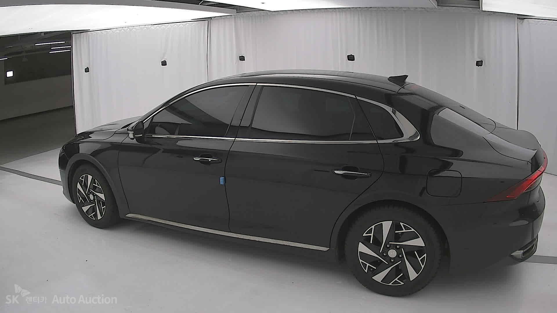 2022 - hyundai grandeur