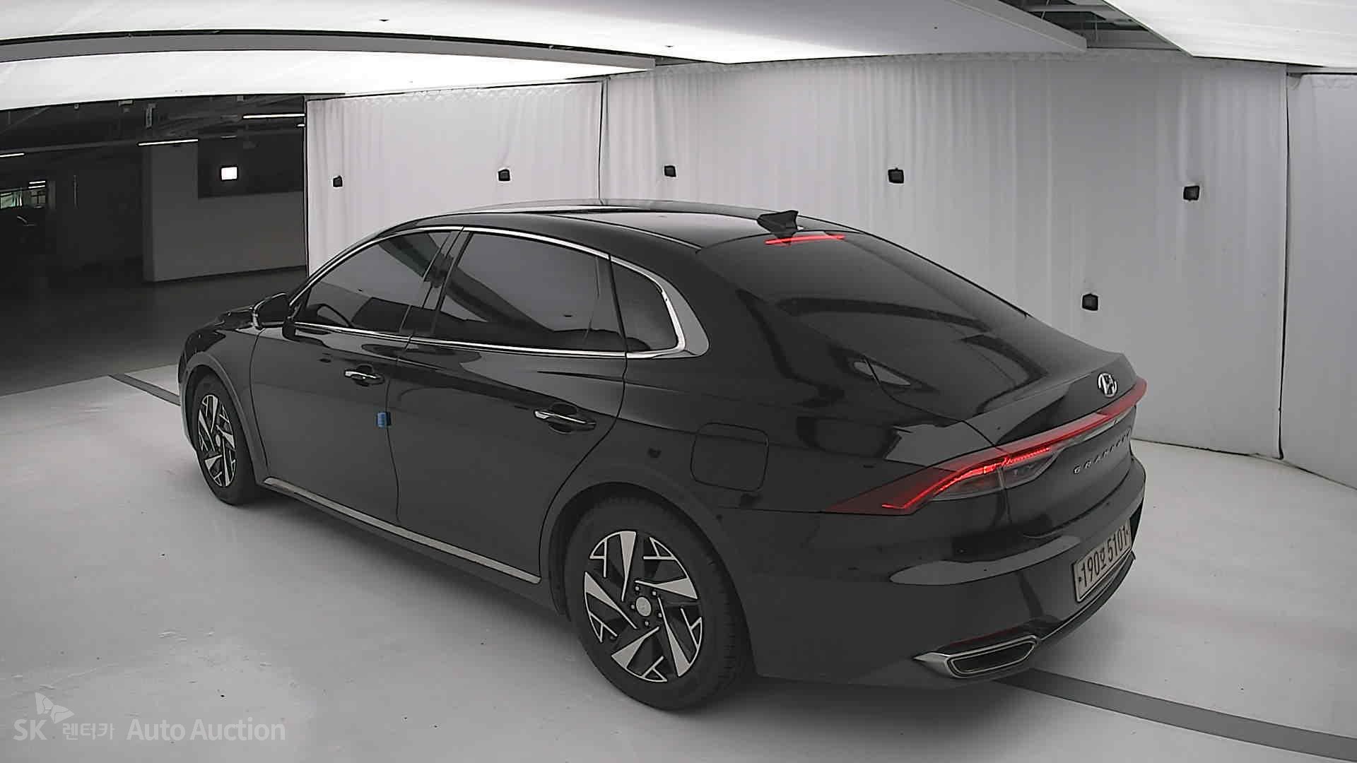 2022 - hyundai grandeur