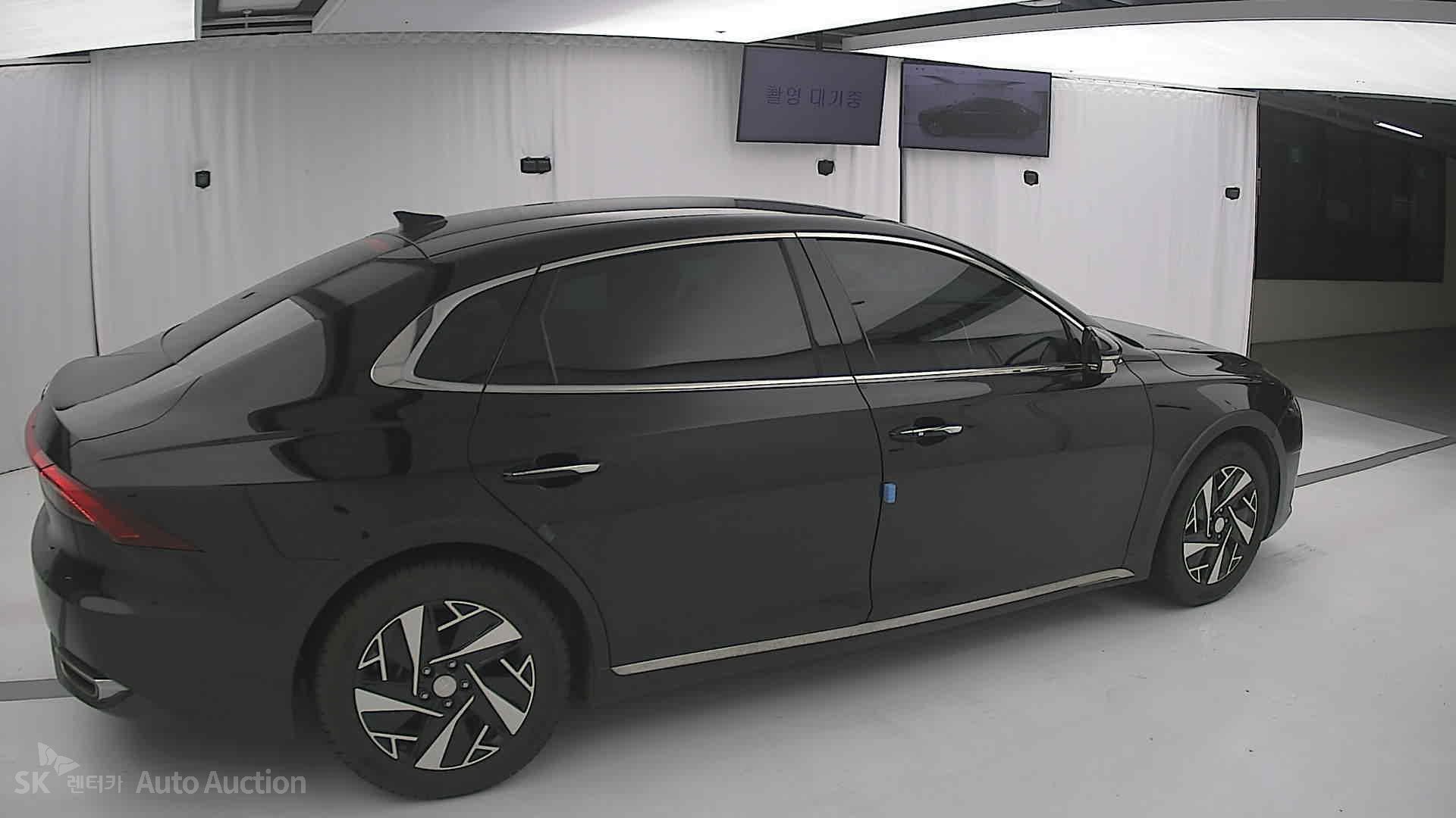 2022 - hyundai grandeur