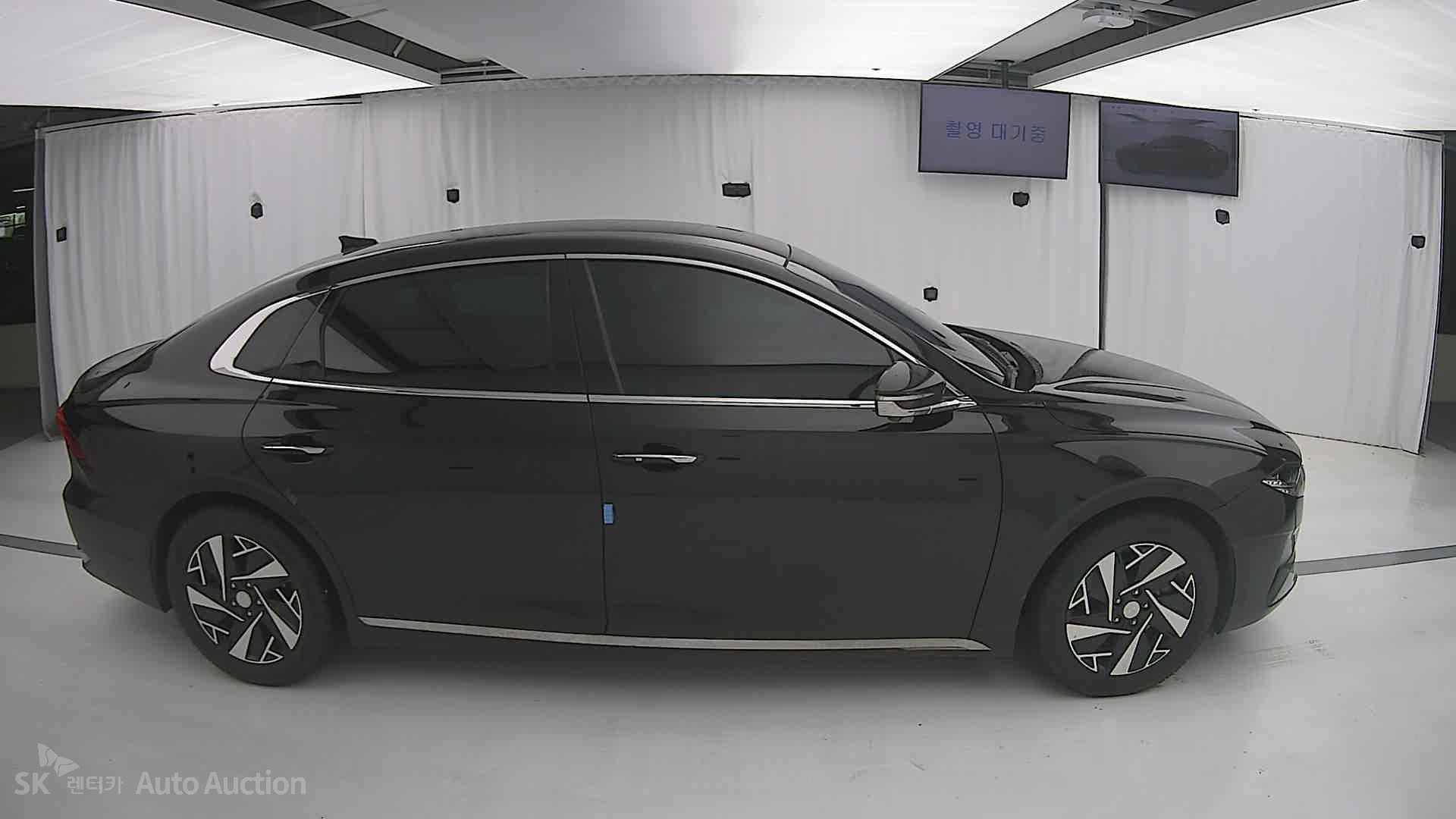 2022 - hyundai grandeur