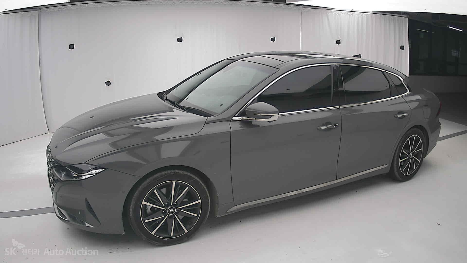 2022 - hyundai grandeur