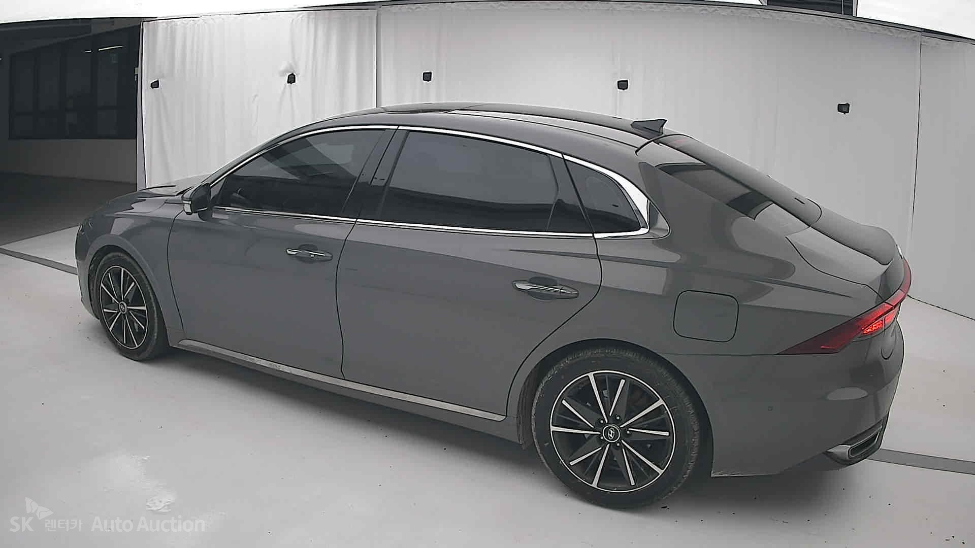 2022 - hyundai grandeur