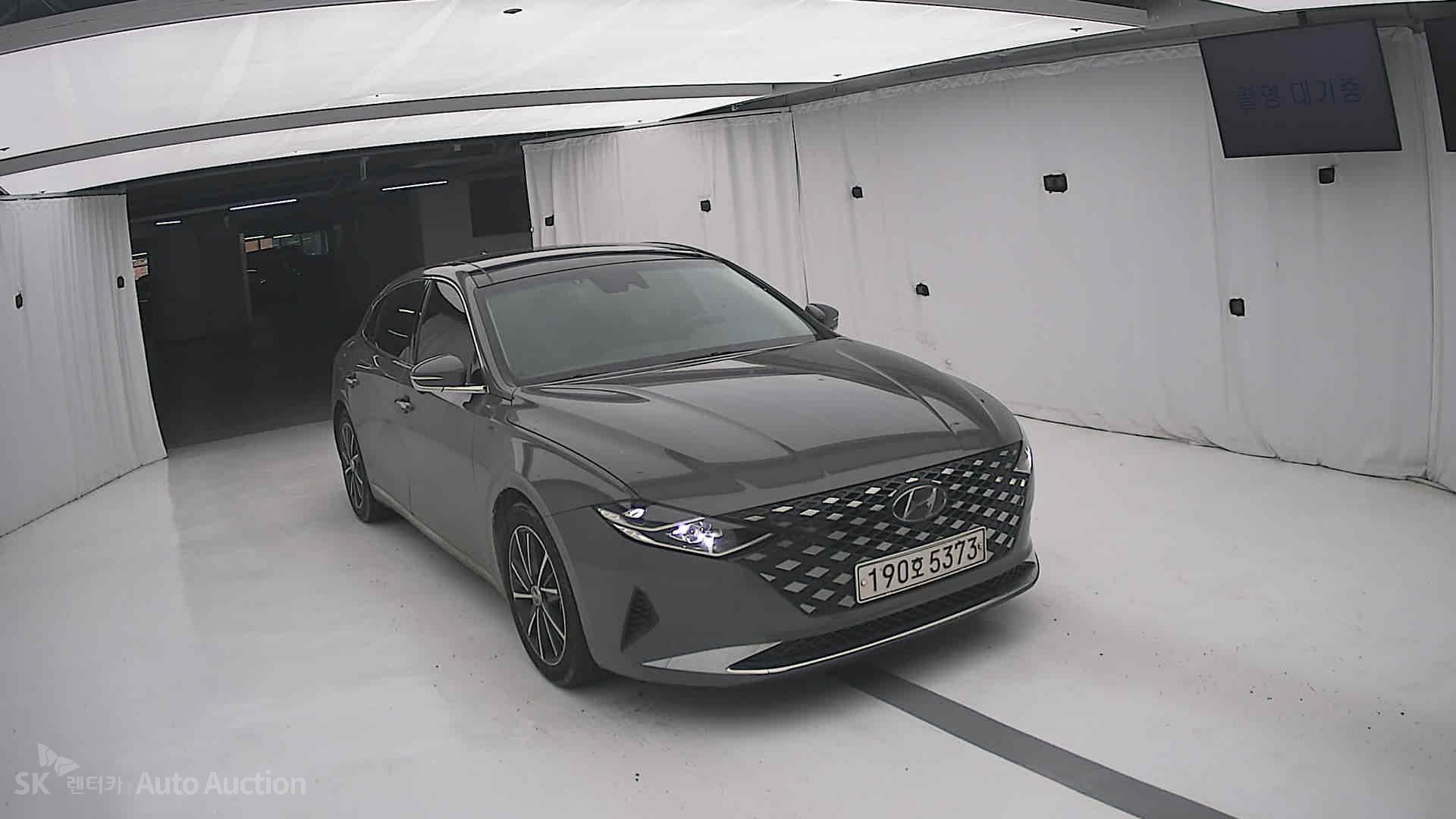 2022 - hyundai grandeur