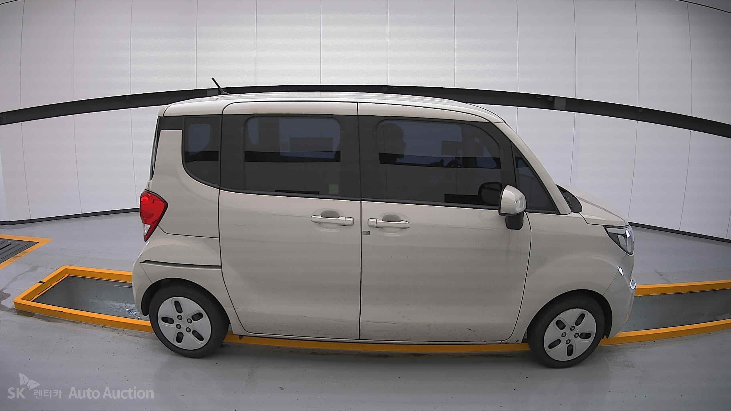 2021 - kia ray