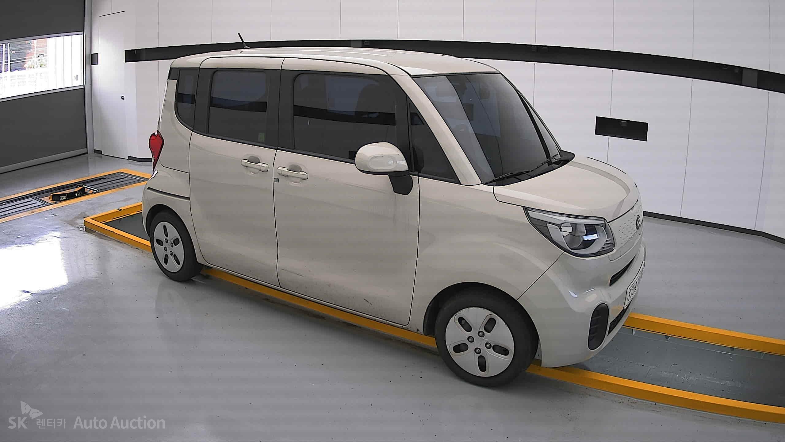 2021 - kia ray