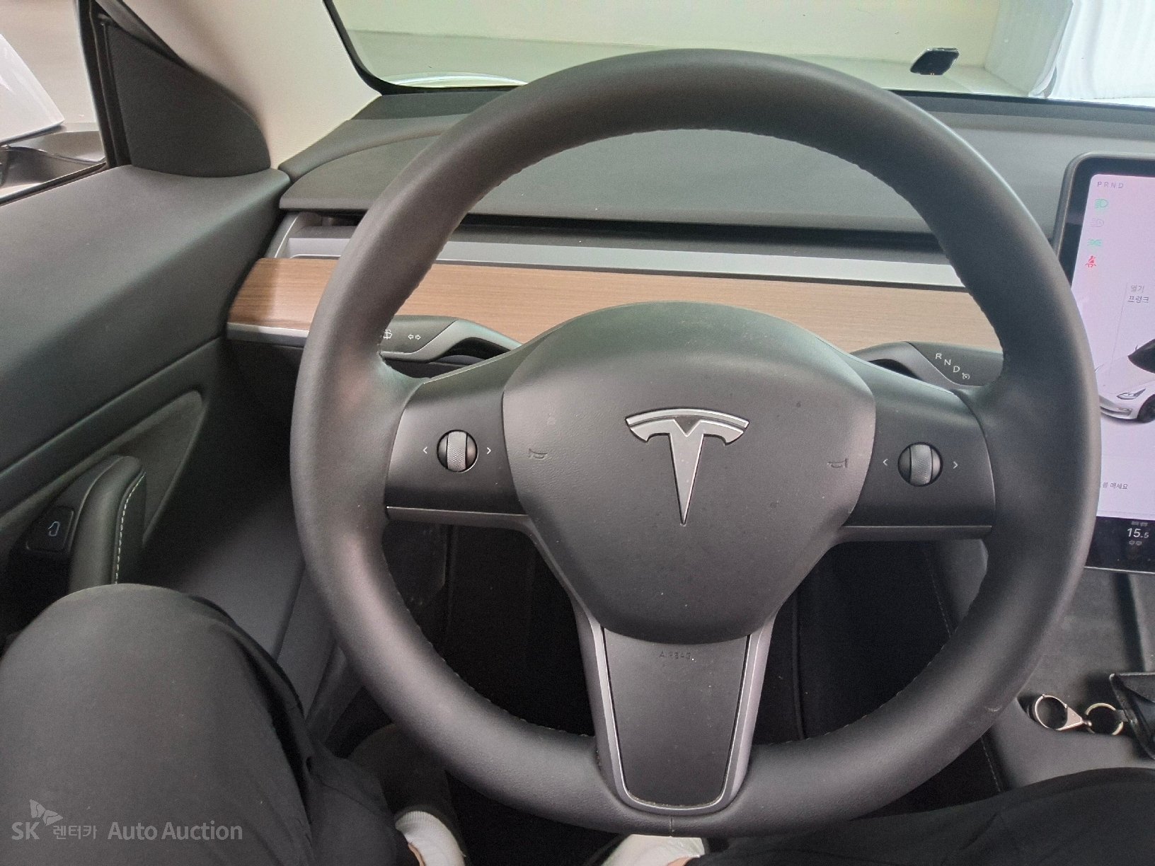 2021 - tesla model 3