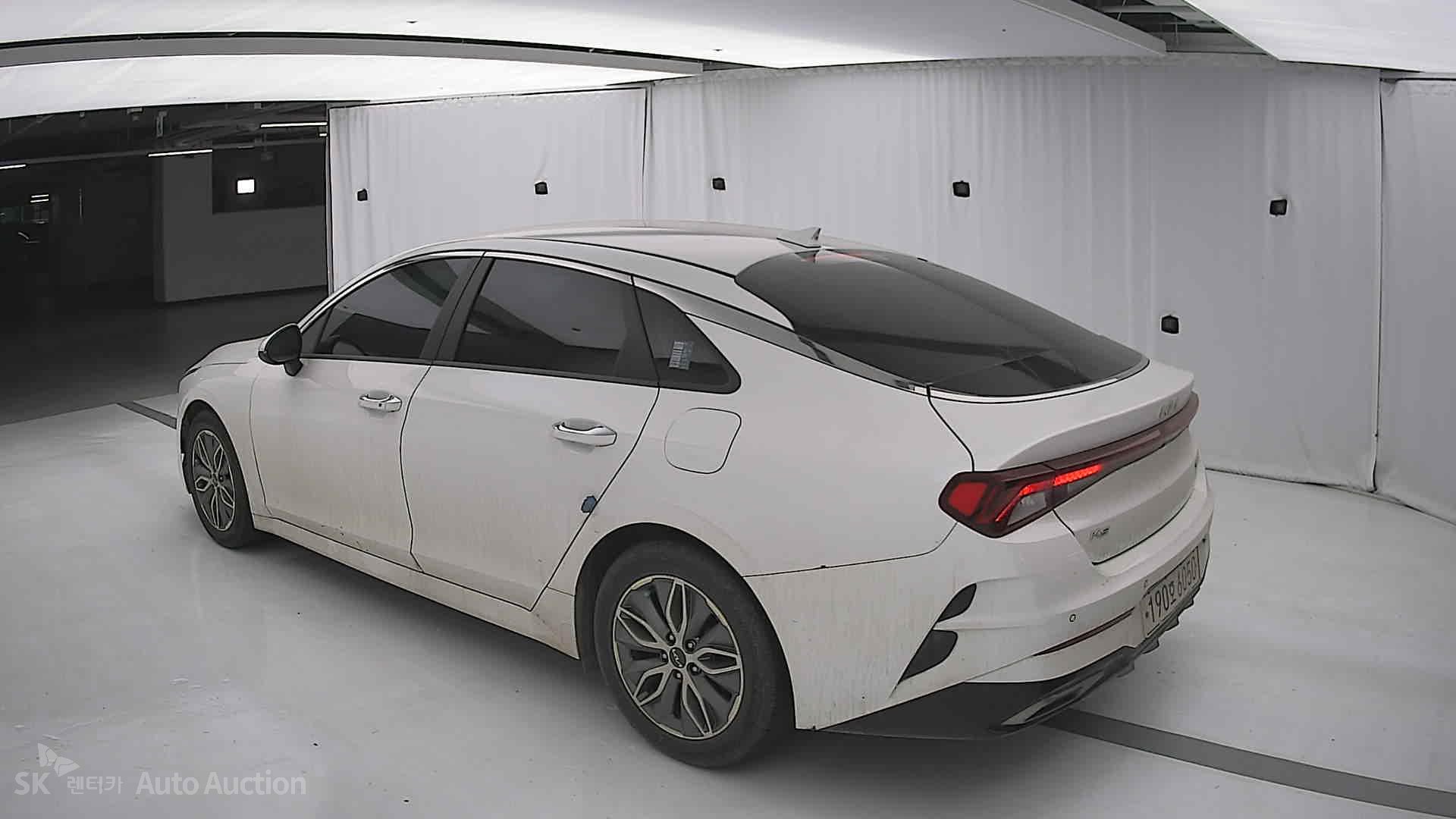 2022 - kia k5