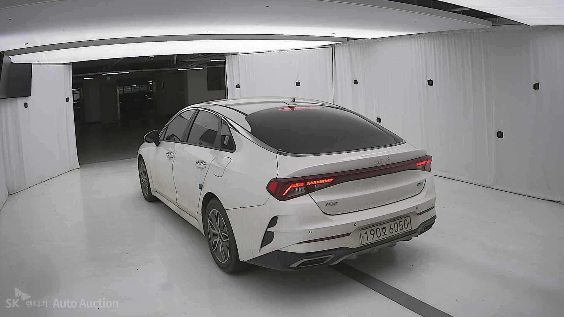 2022 - kia k5