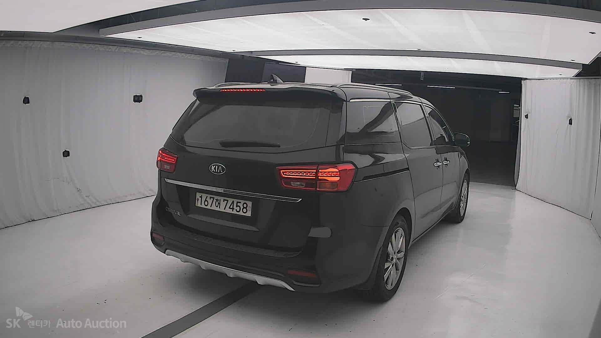 2020 - kia carnival