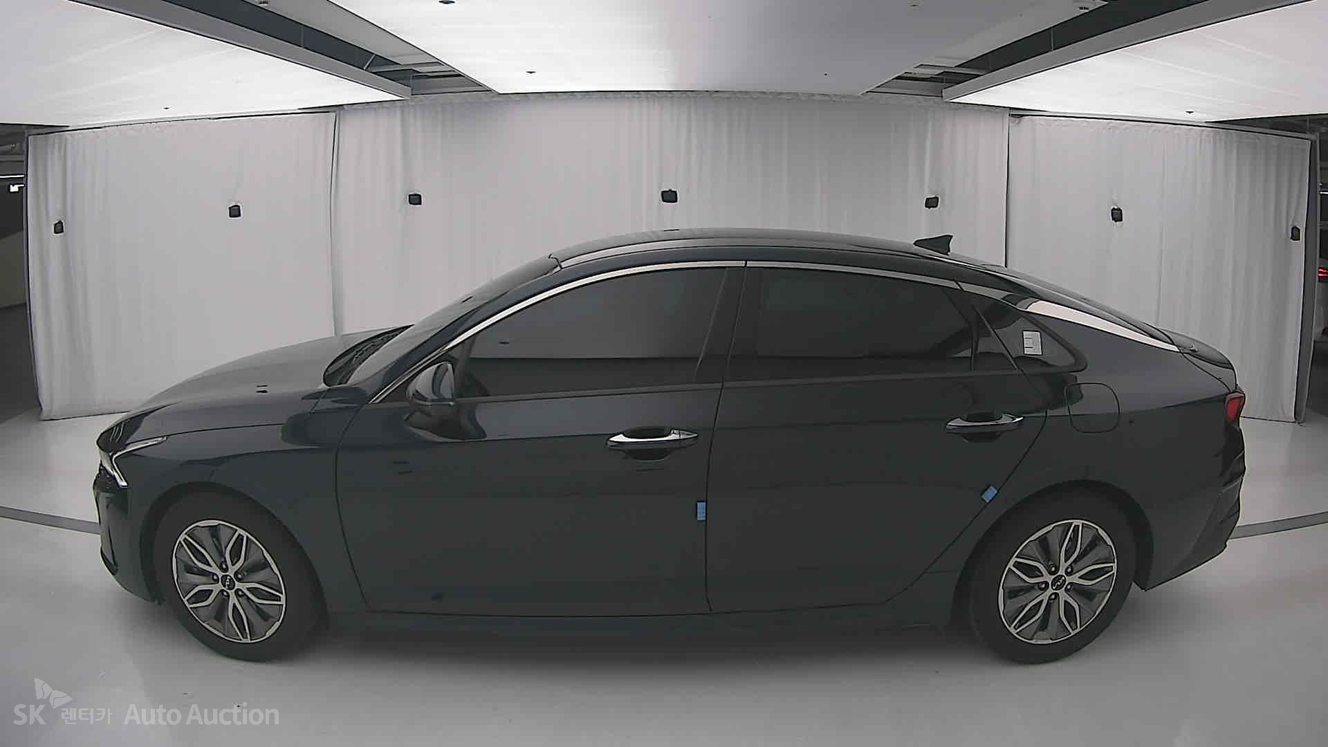 2023 - kia k5