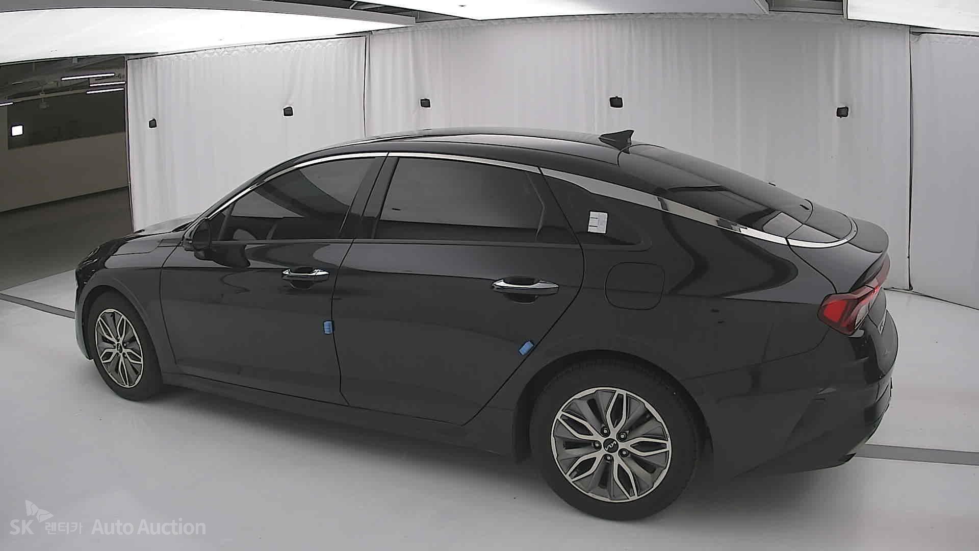 2023 - kia k5