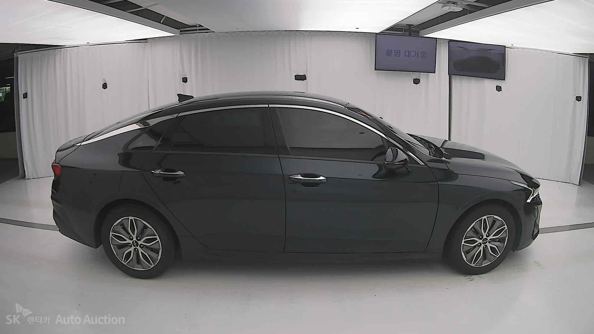 2023 - kia k5