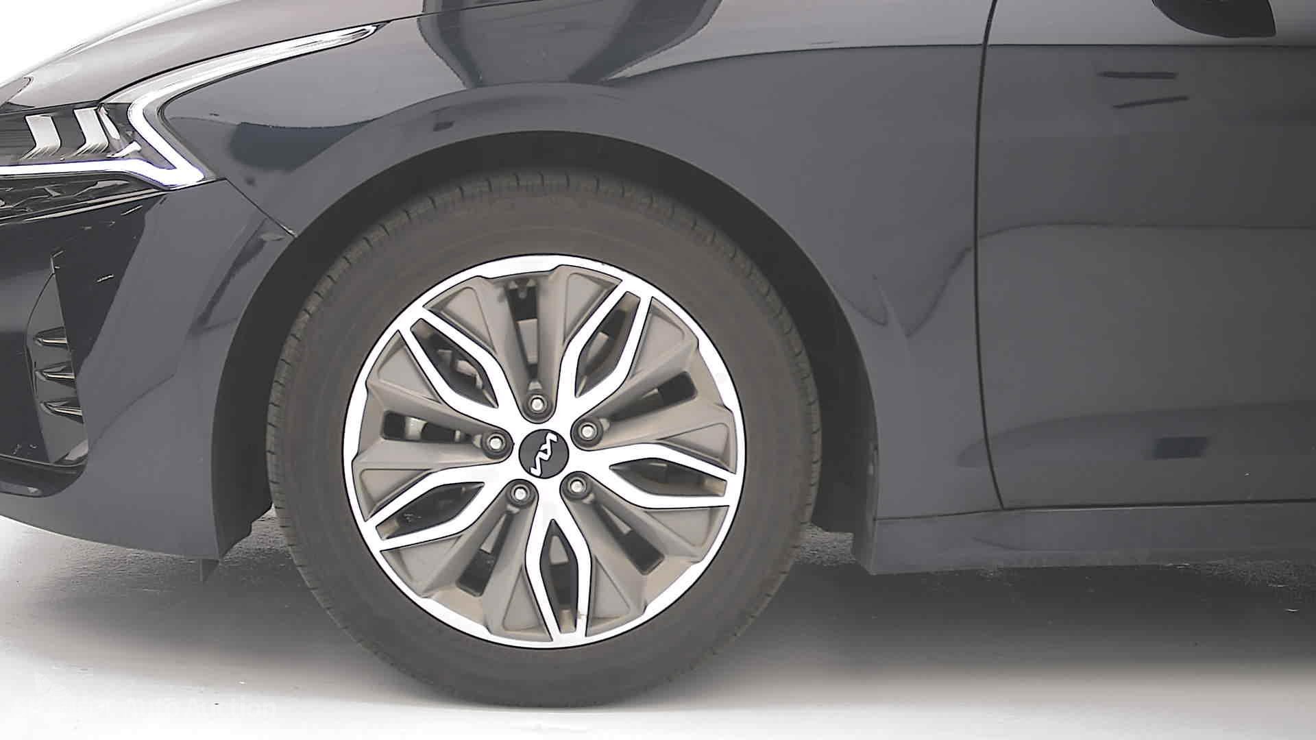 2023 - kia k5
