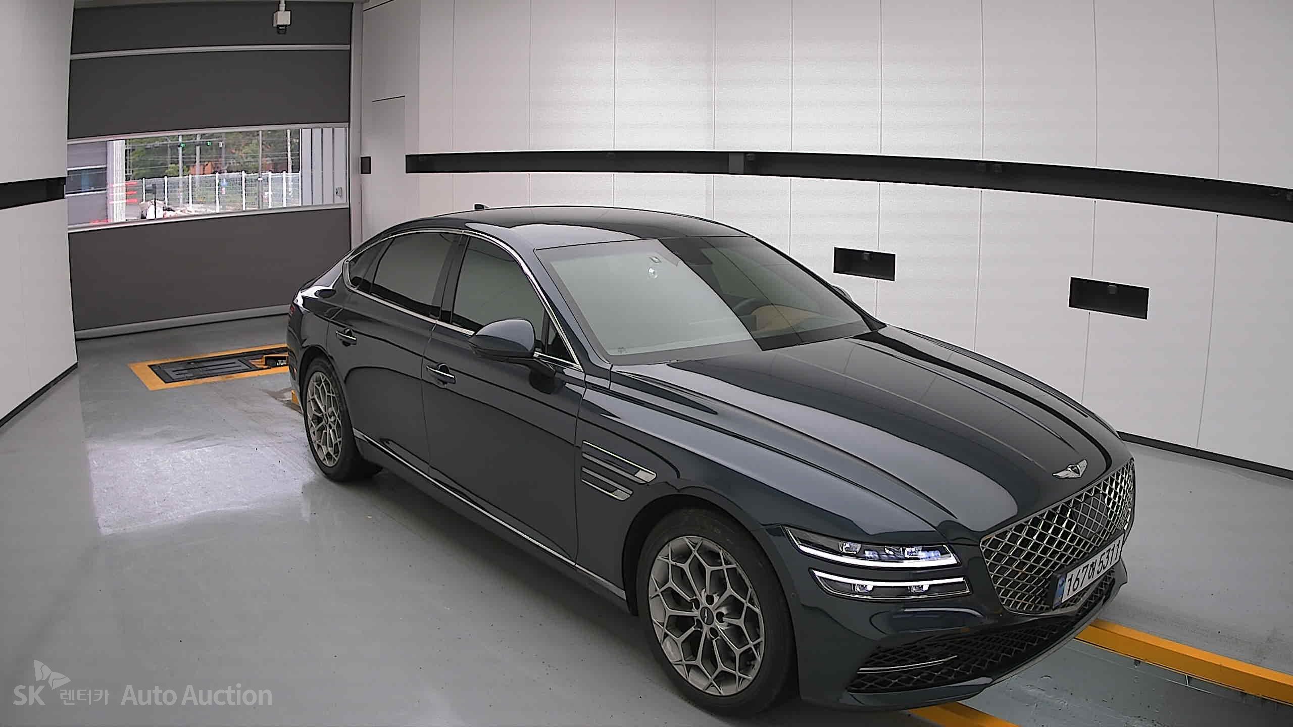 2021 - genesis g80