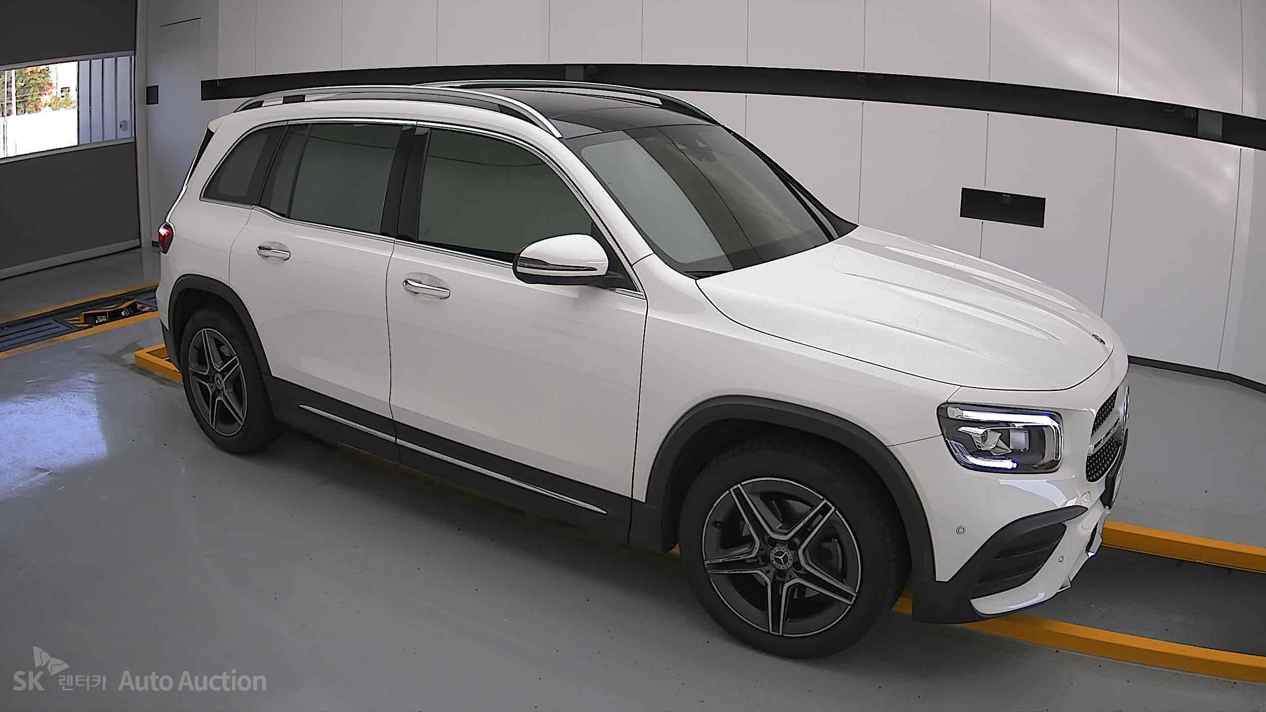 2023 - mercedes-benz glb 250