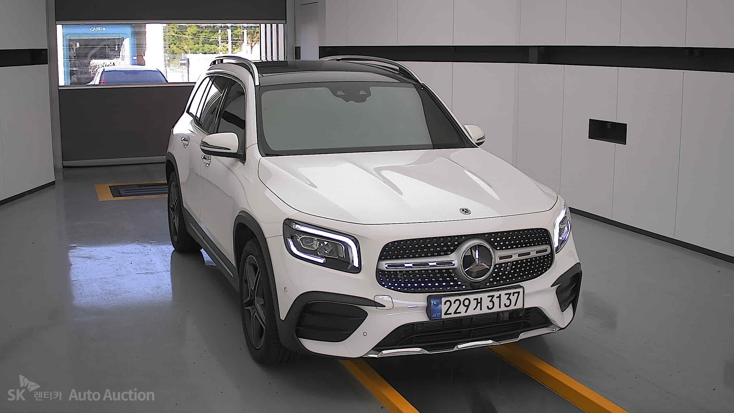 2023 - mercedes-benz glb 250