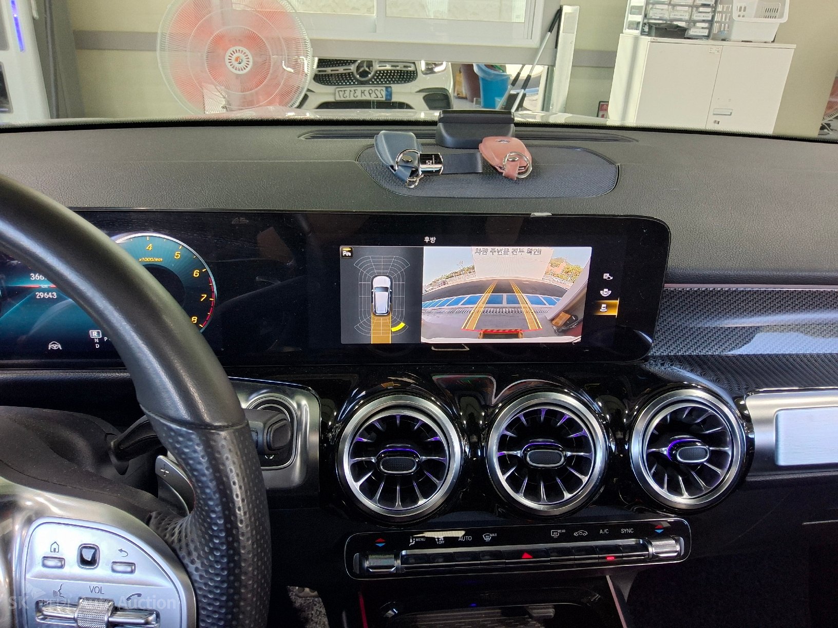 2023 - mercedes-benz glb 250