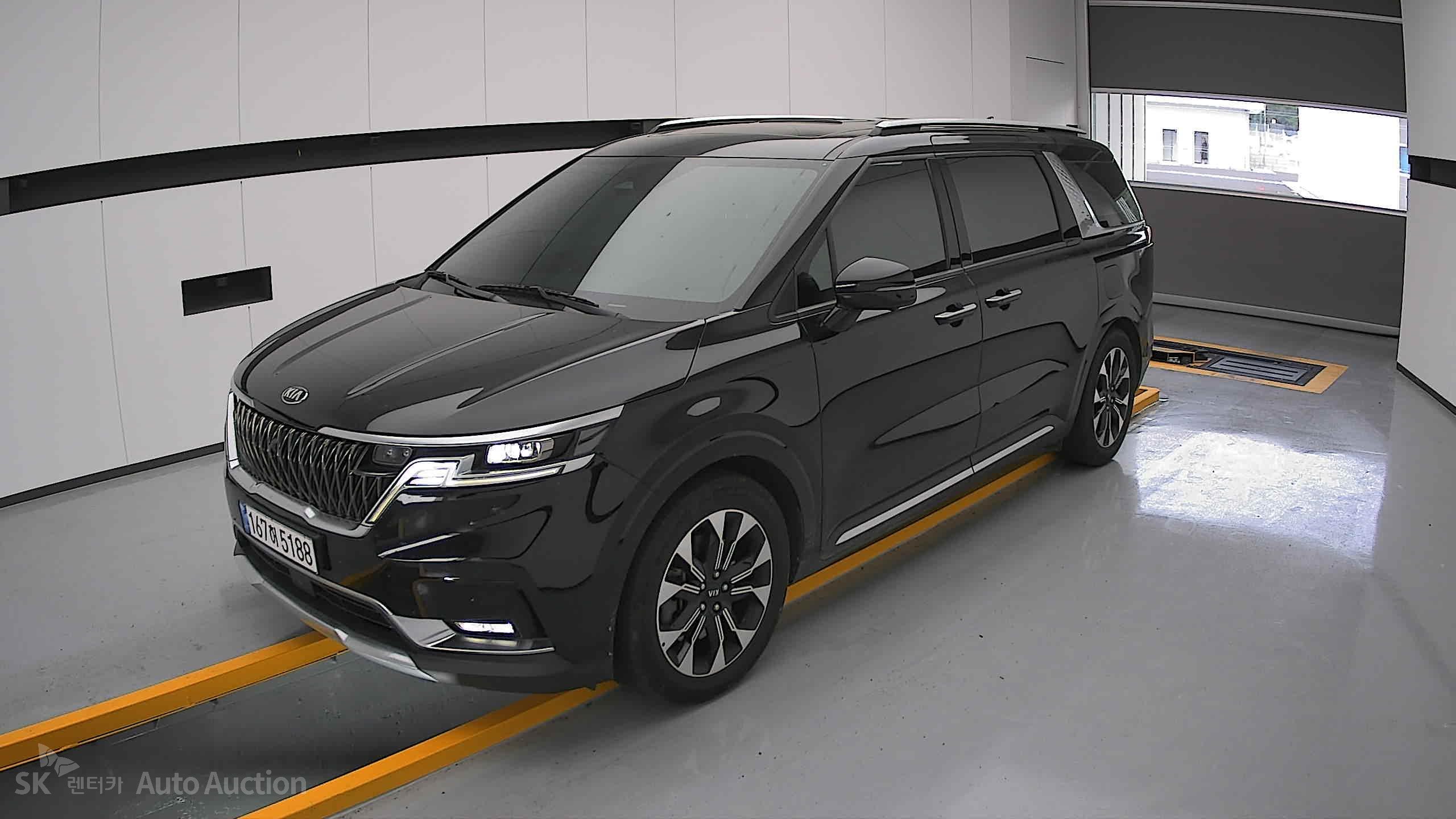2021 - kia carnival