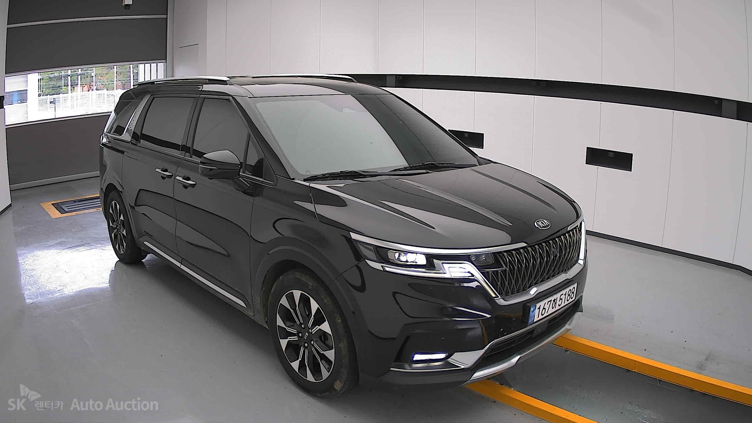 2021 - kia carnival