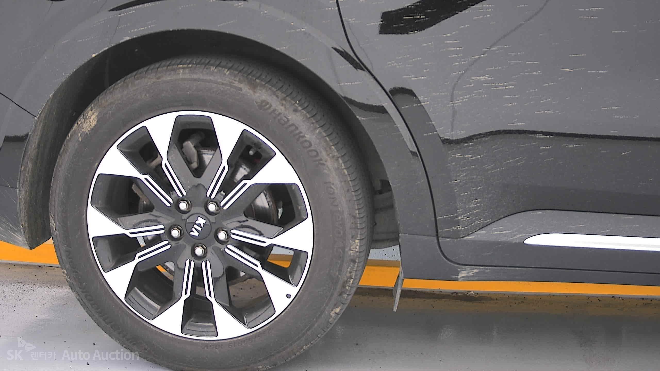 2021 - kia carnival